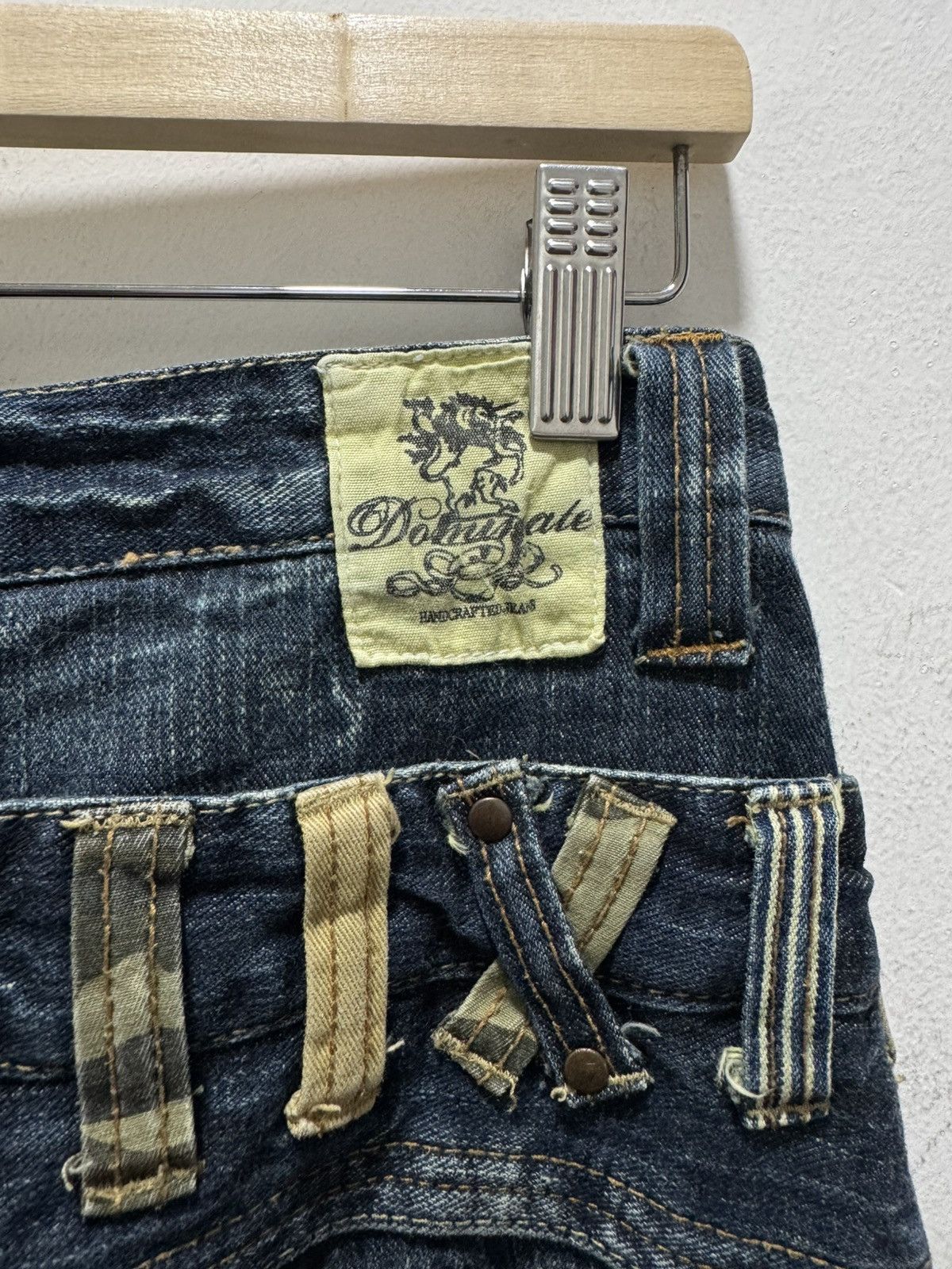 Japanese Brand JAPANESE DESIGN DOMINATE PUNK STYLE CURVED DISTRESSED JEANS Size US 28 / EU 44 - 14 Thumbnail