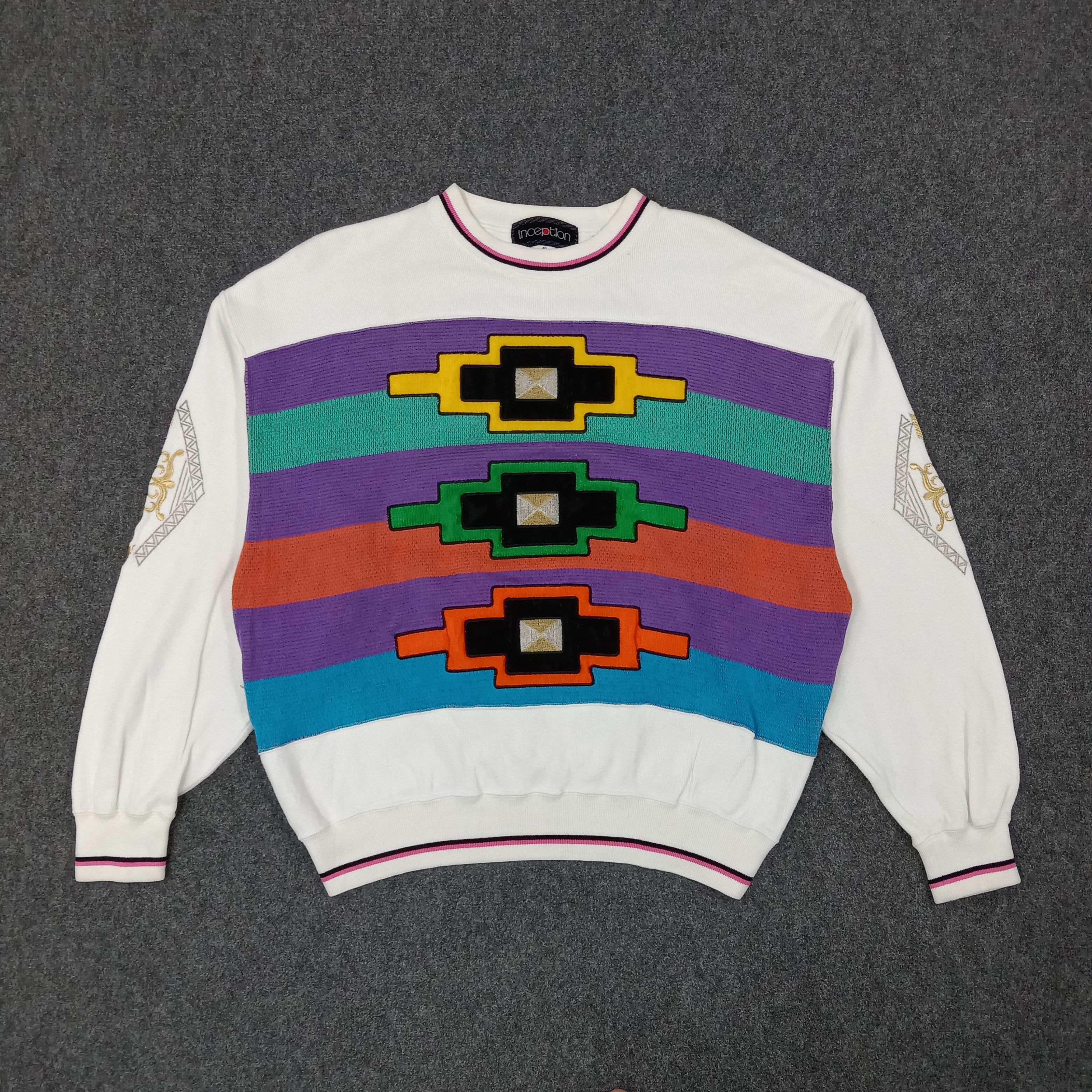 Coogi × Vintage Inception Retro Bohemian Style Sweatshirt C229N15 Size US L / EU 52-54 / 3 - 1 Thumbnail