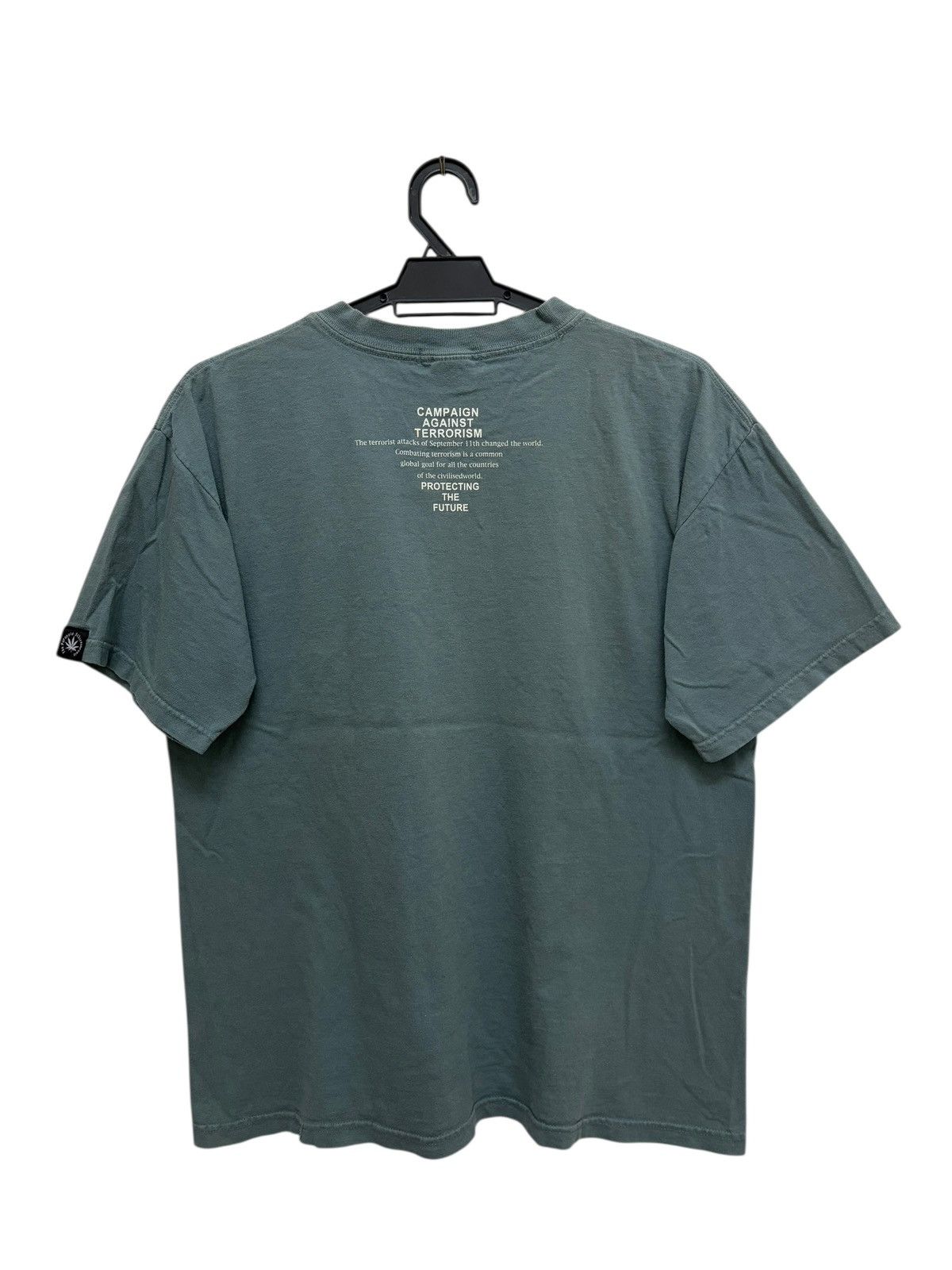 Vintage Y2K T-P-S NO WAR PUNK SLOGAN TEE BEAUTY CRACK FONT DESIGN Size US M / EU 48-50 / 2 - 2 Thumbnail