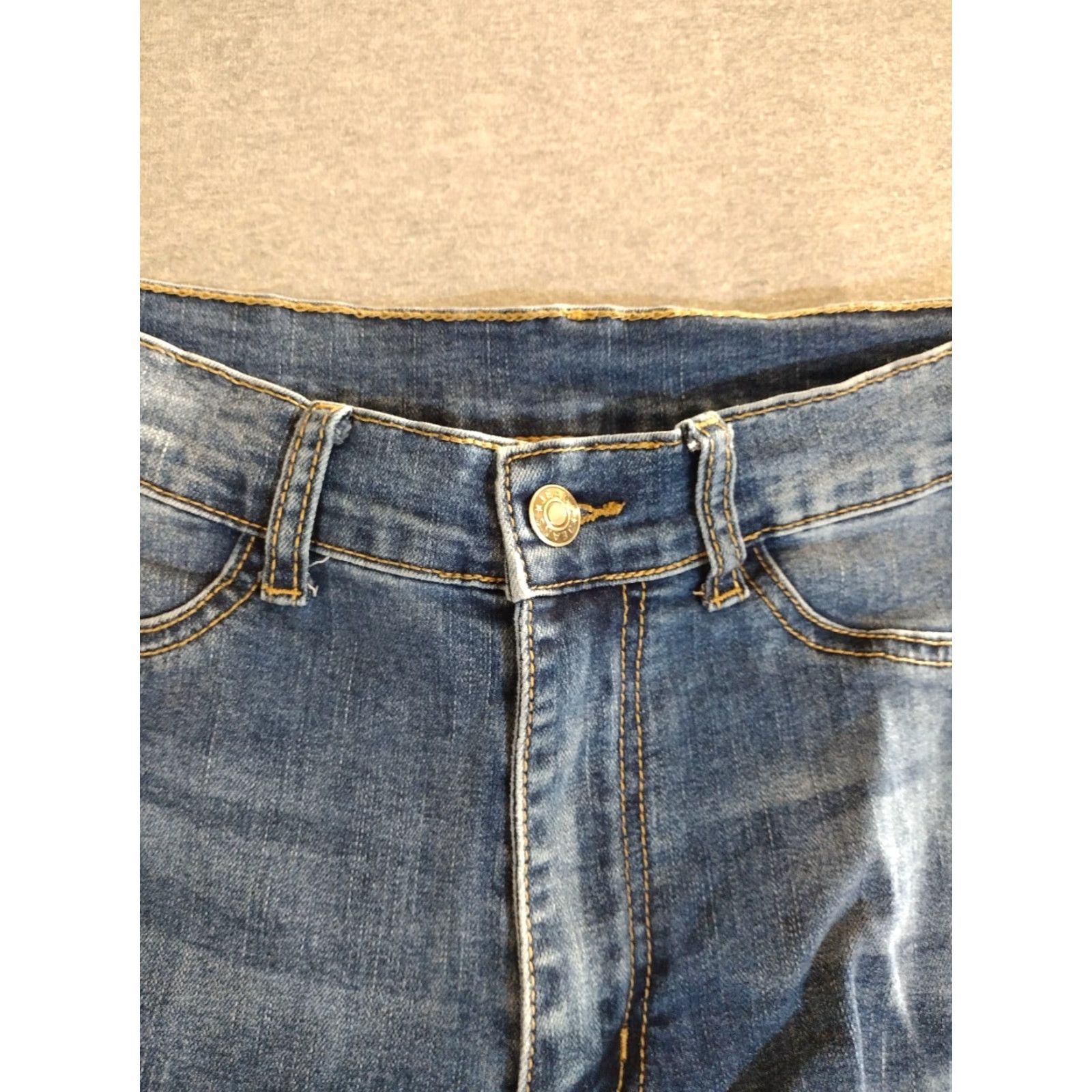 Shein SHEIN Distressed Women's High Rise Bell Bottoms Jeans Size 28 Size 28" / US 6 / IT 42 - 3 Thumbnail