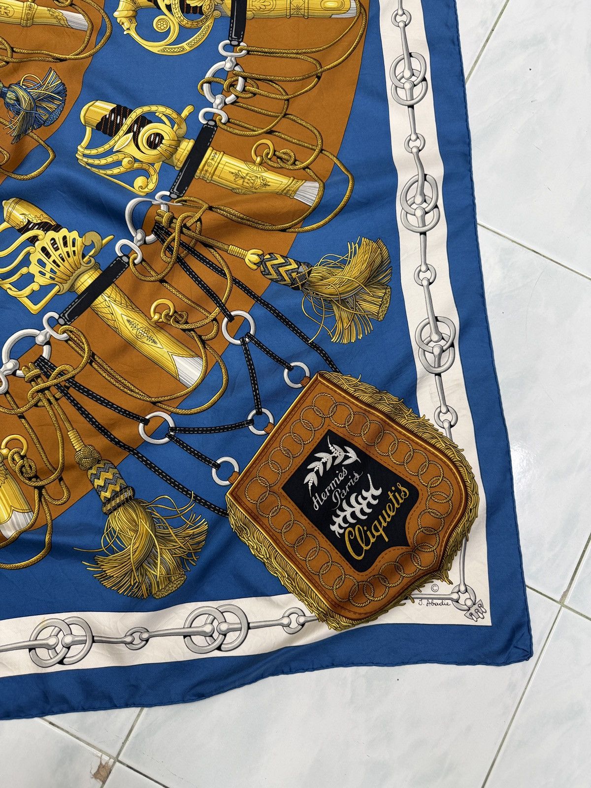 Hermes 💥💥🔥ARCHIVE AUTHENTIC HERMES CLIQUETIS SILK SCARF Size ONE SIZE - 4 Thumbnail