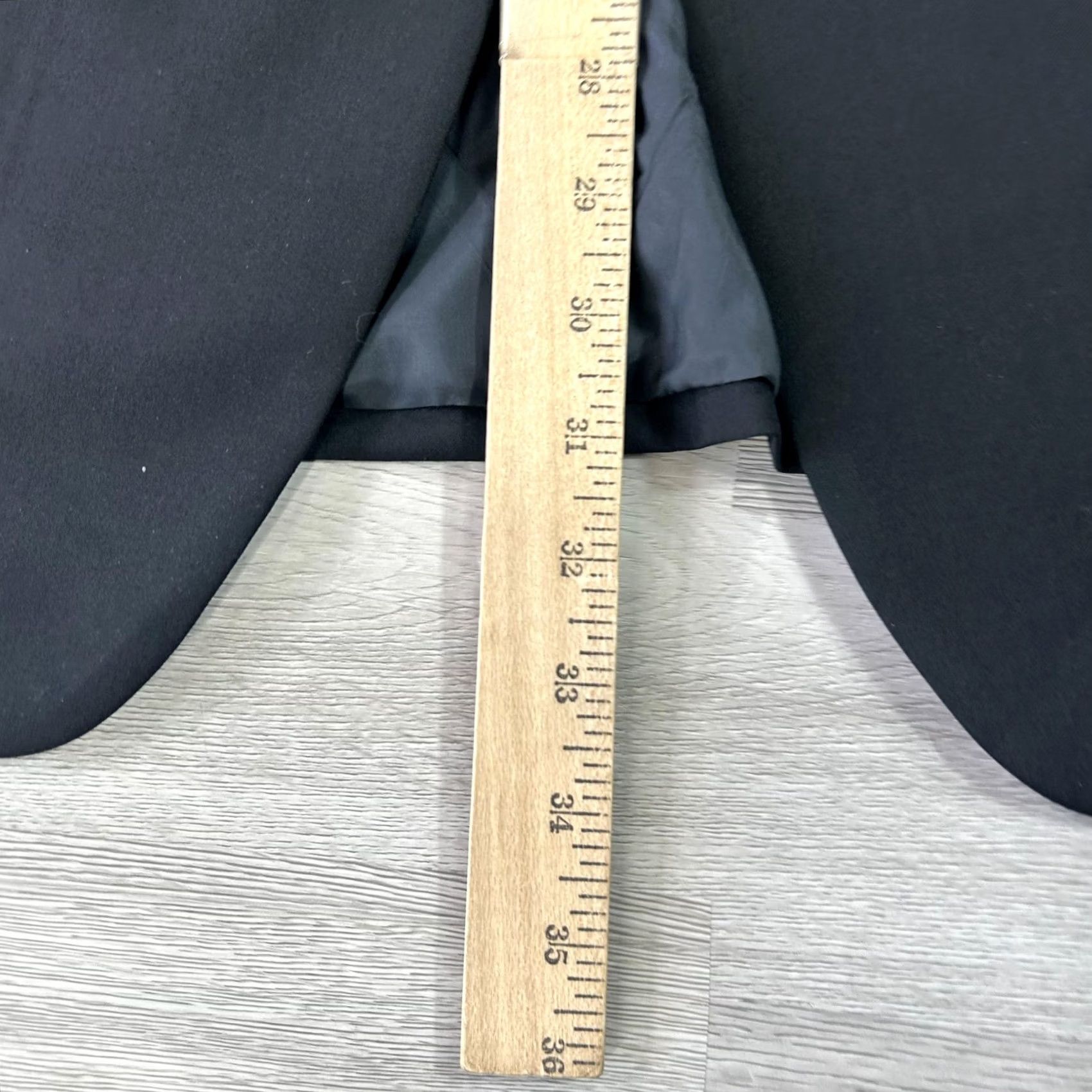 Armani Armani Collezioni Tuxedo Jacket Mens 44 Black Wool Shawl Lapel One-Button Regular Fit Italy Wool Tuxedo Casual Formal Wedding Mens Size 44R - 7 Thumbnail
