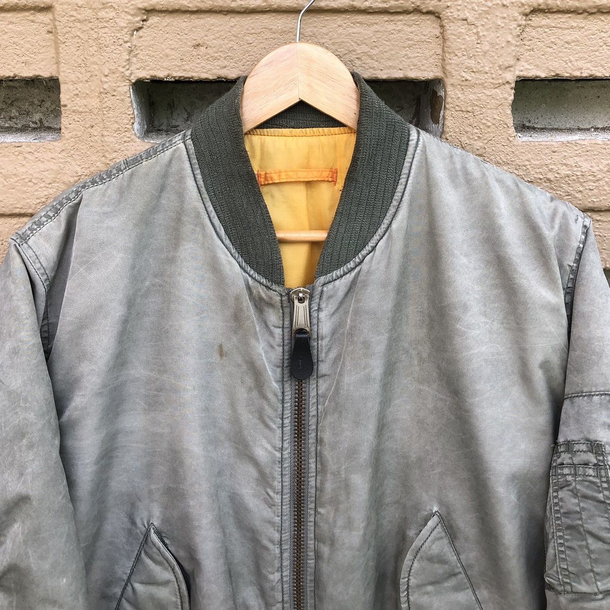 Vintage VTG Sun Faded Flyer’s Man Intermediate Ma-1 Bomber Jacket Size US M / EU 48-50 / 2 - 5 Thumbnail