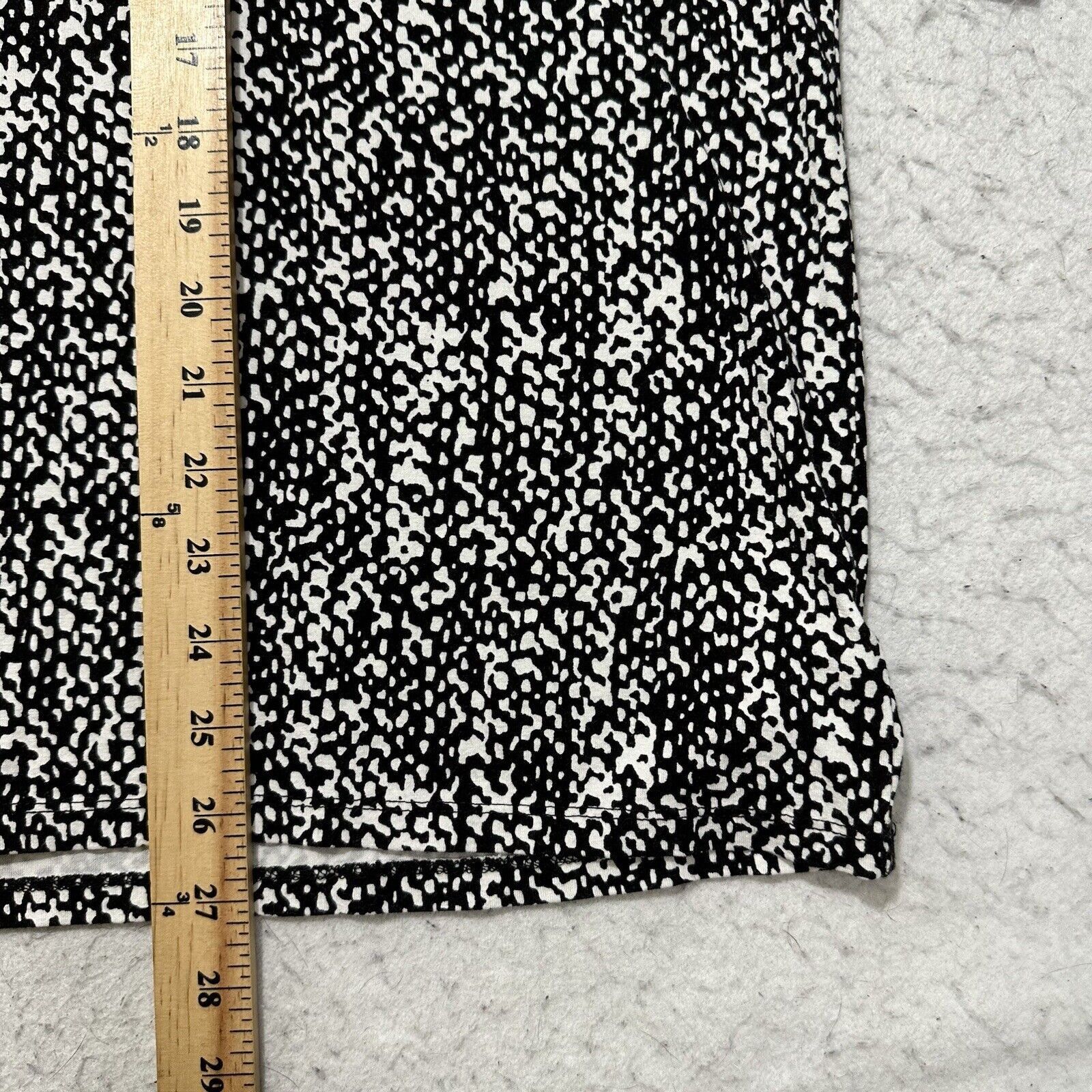 Other Talbots 3X V-Neck Lightweight Snakeskin Pattert Black/White Size 3XL / US 20-22 - 9 Thumbnail