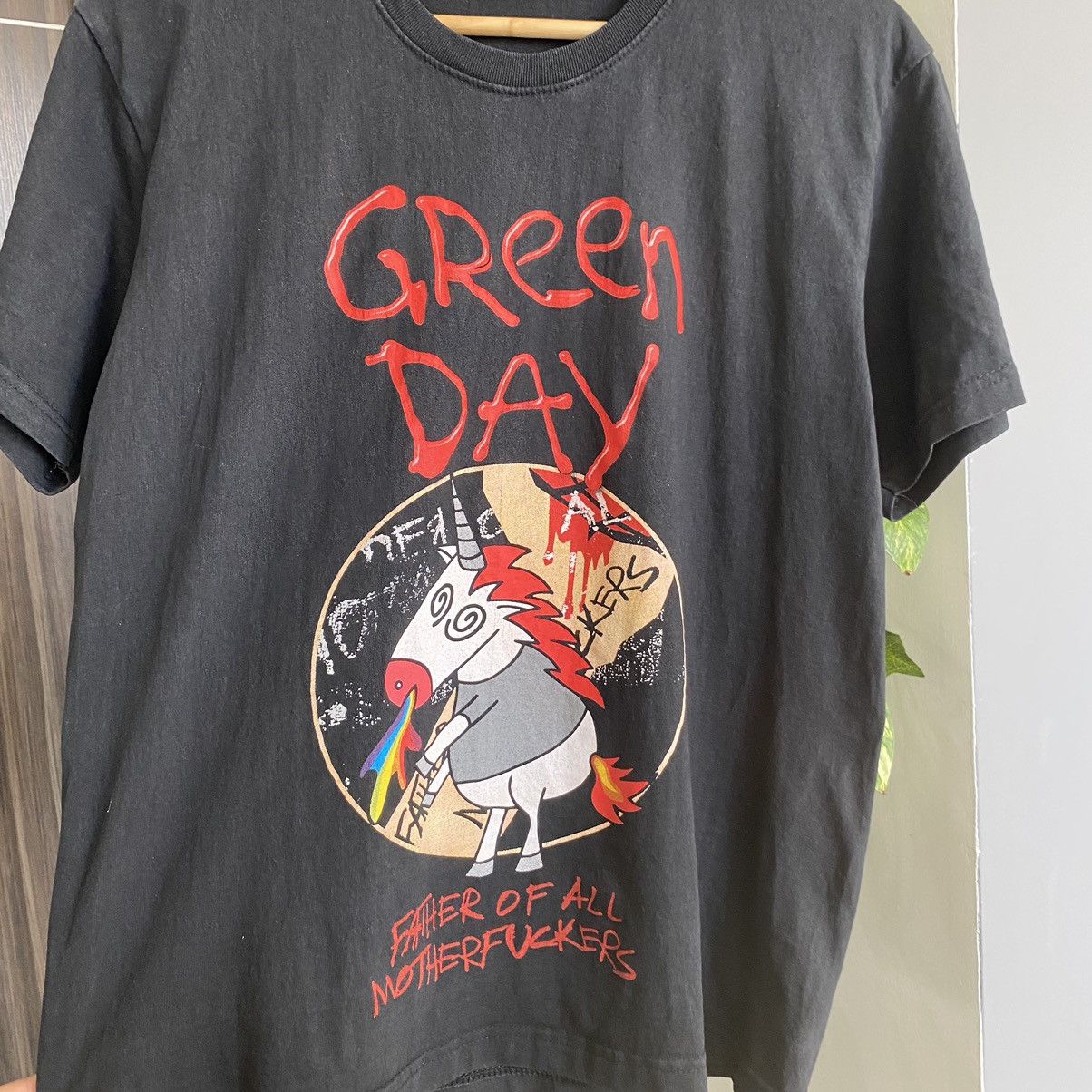 Band Tees Thrashed Faded Green Day Promo Boot ERD GRUNGE TSHIRT Size US M / EU 48-50 / 2 - 2 Thumbnail