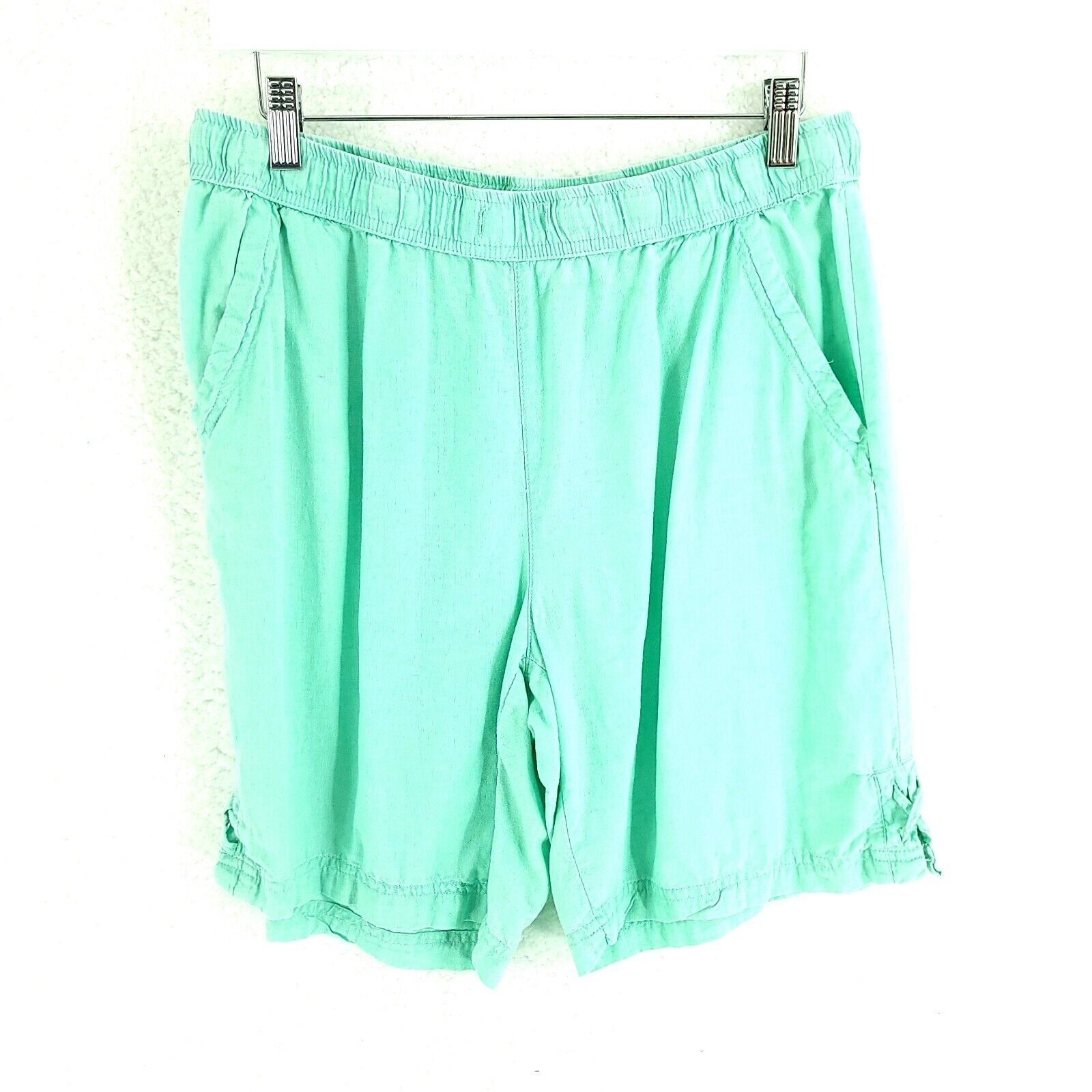 Designer Coral Bay Linen Rayon Green Medium Shorts High Rise 30/8 Size 30" / US 8 / IT 44 - 1 Thumbnail