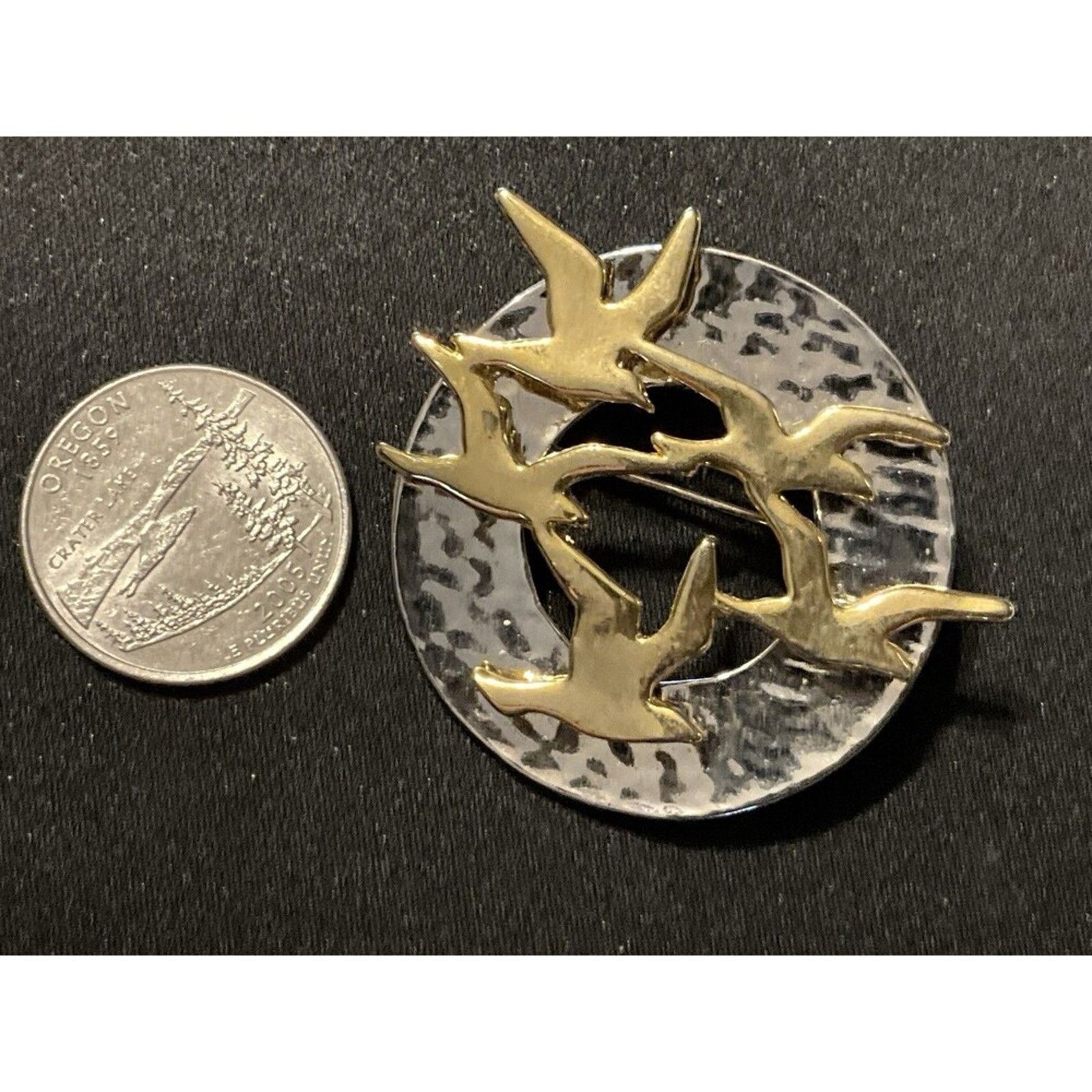 Other Vintage Seagull Gold Tone Over Silver Tone Brooch Size ONE SIZE - 3 Thumbnail