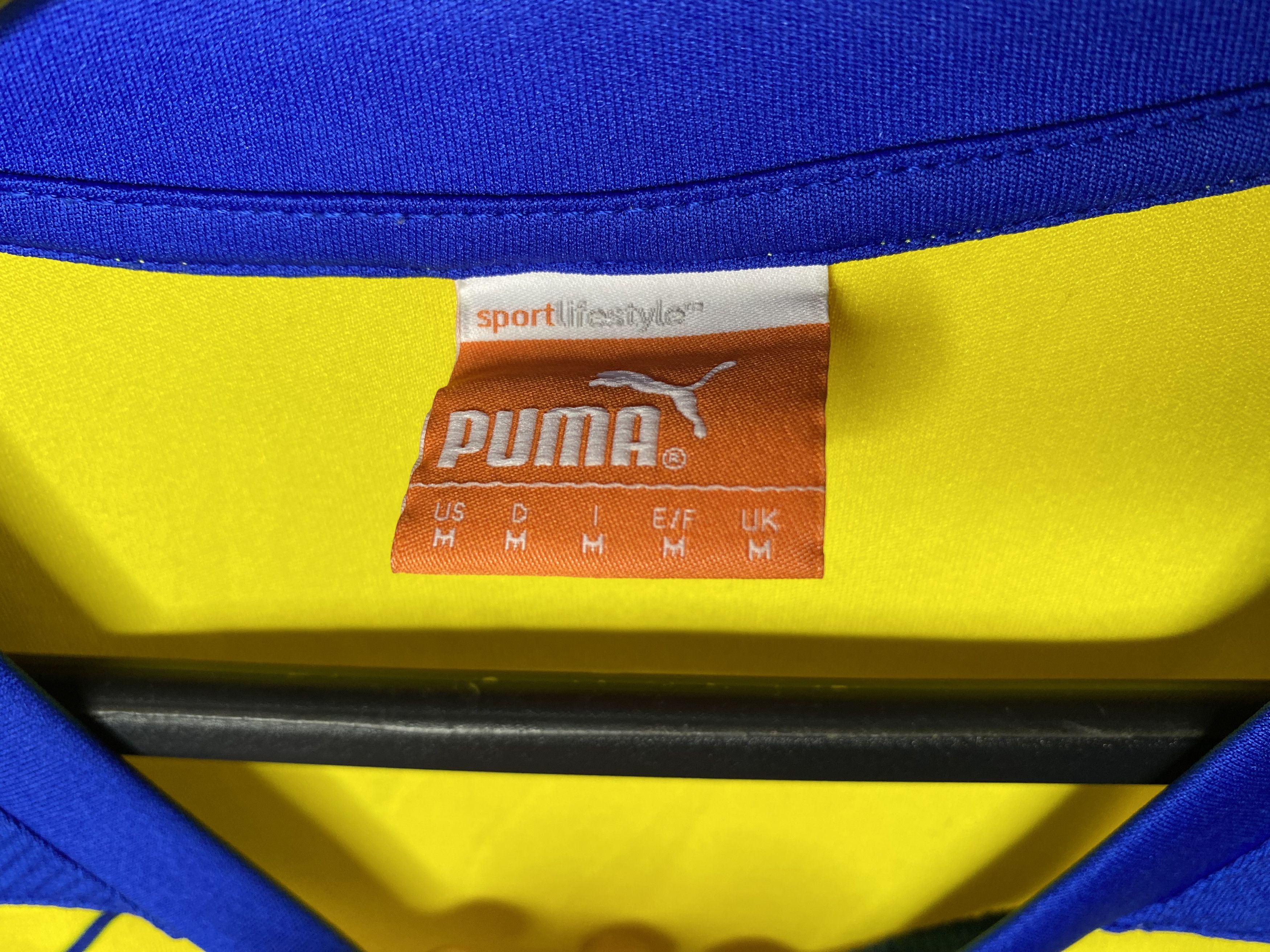 Puma HUDDERSFIELD TOWN 2013 THIRD FOOTBALL SHIRT SOCCER JERSEY Size US M / EU 48-50 / 2 - 6 Thumbnail