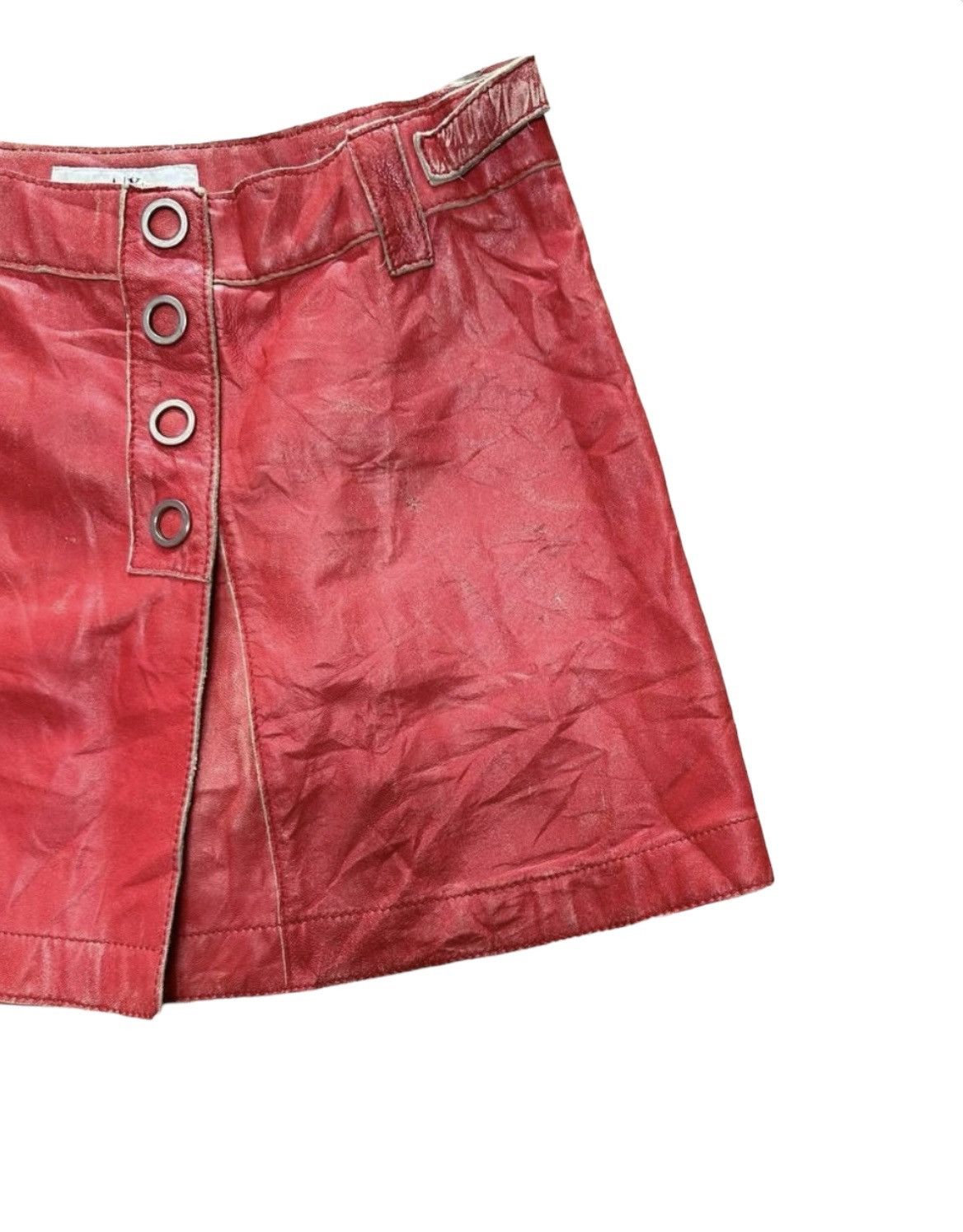 Armani Exchange A|X Leather Button With Pocket Mini Skirt Size 28" / US 6 / IT 42 - 4 Thumbnail