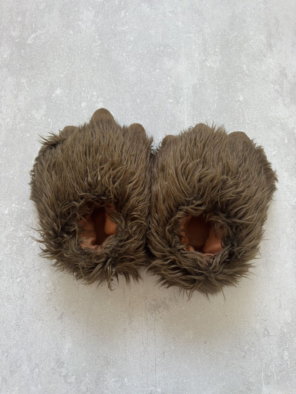 Japanese Brand VINTAGE Y2K FUZZY BEAR-PAW SLIPPERS BROWN HUMOR Size US 7.5 / EU 40-41 - 7 Thumbnail