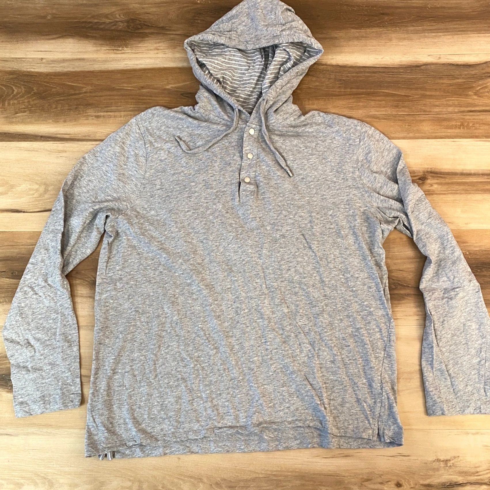 Michael Kors Michael Kors Mens XL Hoodie Henley Gray Cotton Jersey Long Sleeve Hooded Lightweight Lined Snap Button Shirting? Size US XL / EU 56 / 4 - 2 Thumbnail