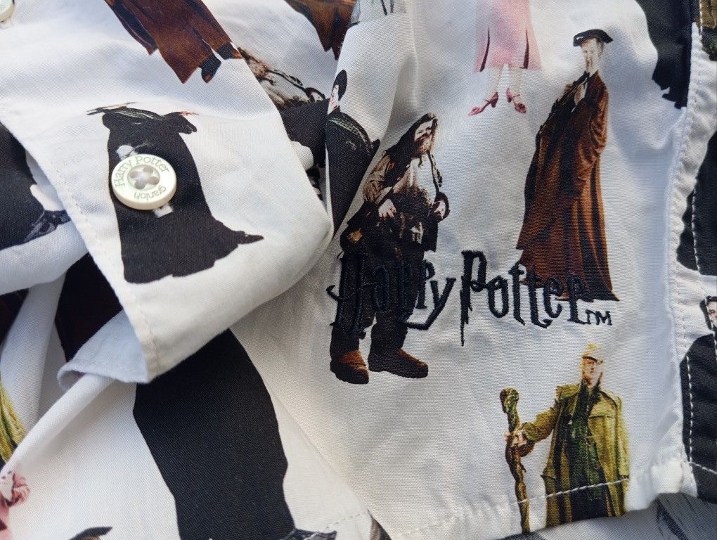 Japanese Brand Harry Potter 📚🧙 Hogwarts School Button Shirt 🍿🎥 Size US M / EU 48-50 / 2 - 4 Thumbnail