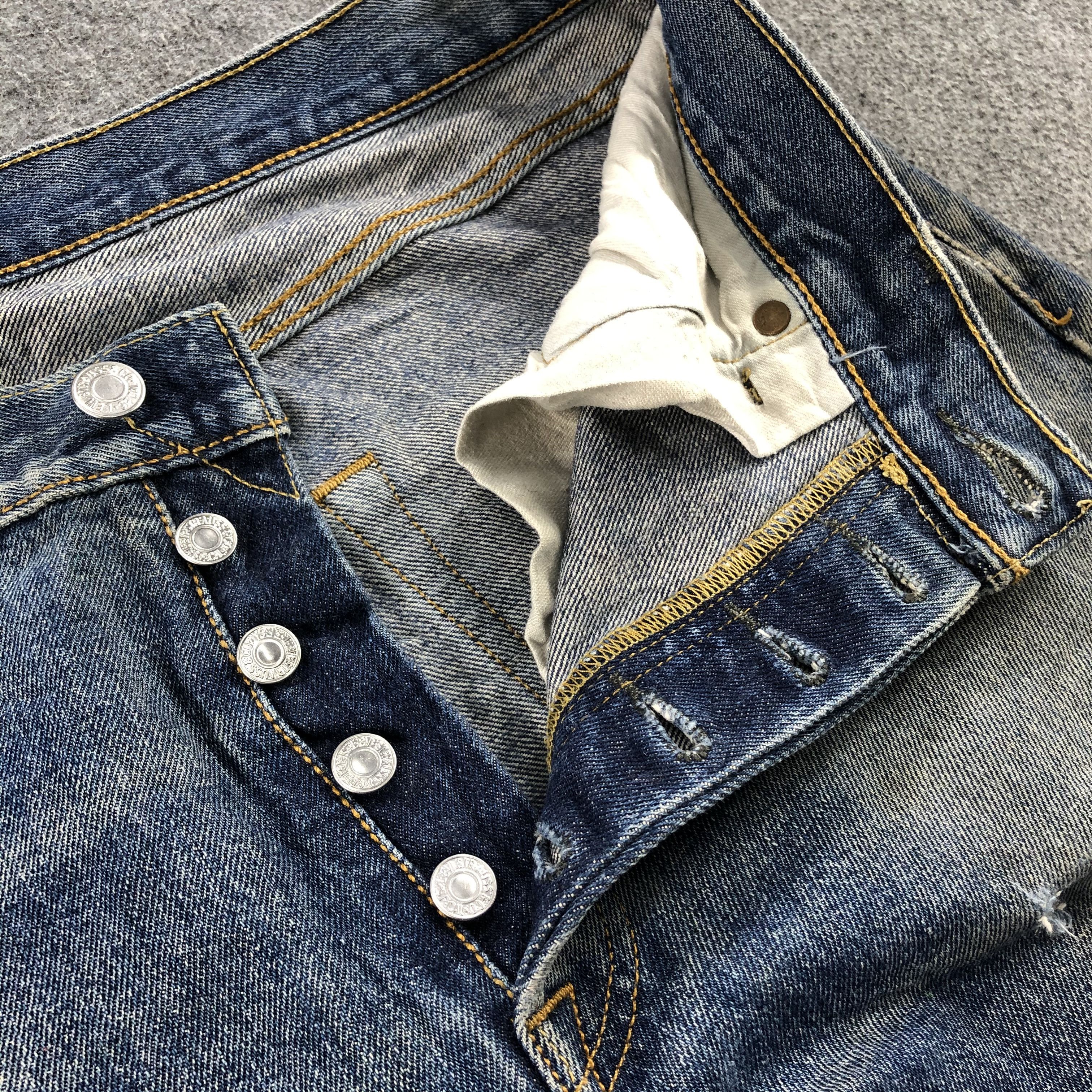 Levi's Vintage Blue Wash Levis 501 Jeans-J2225 Size US 34 / EU 50 - 13 Thumbnail