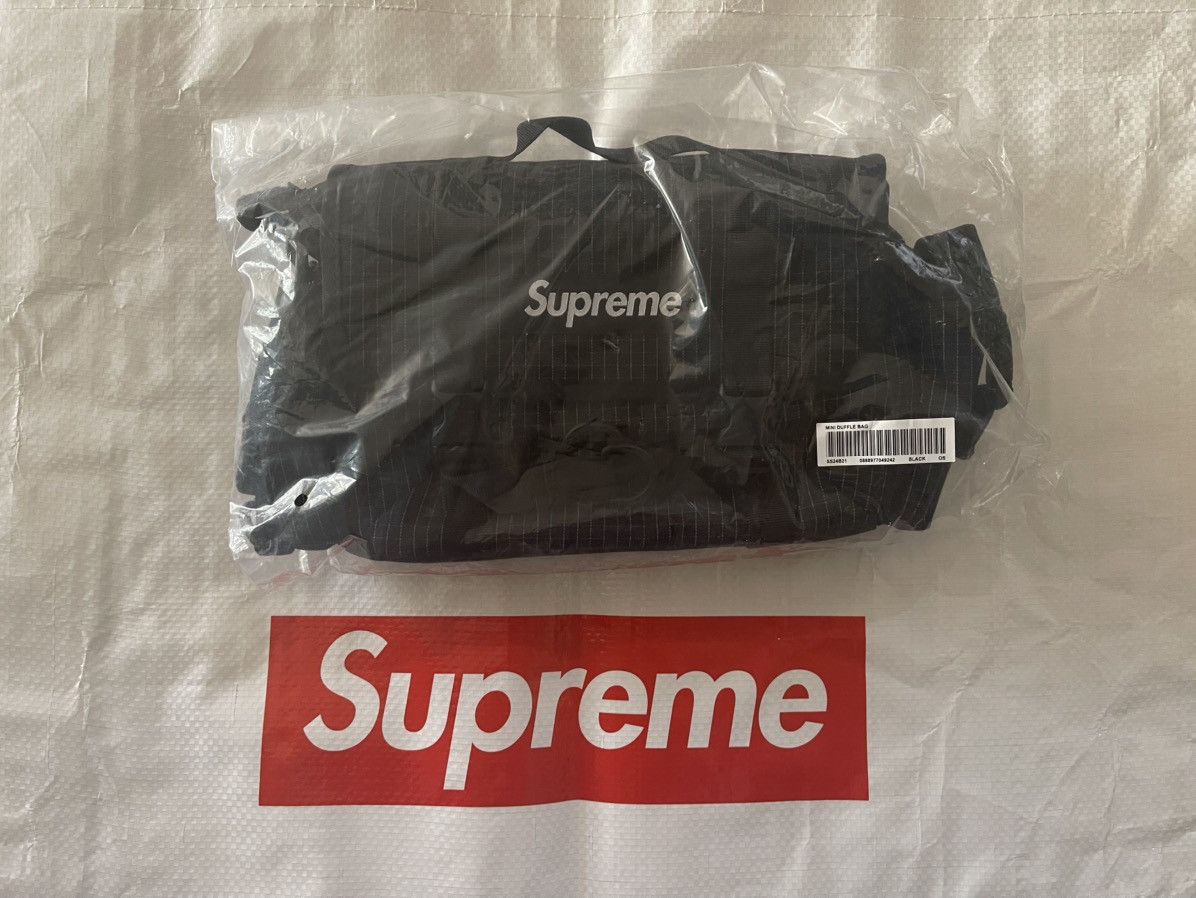 Supreme Supreme 24ss mini duffle bag black | Grailed