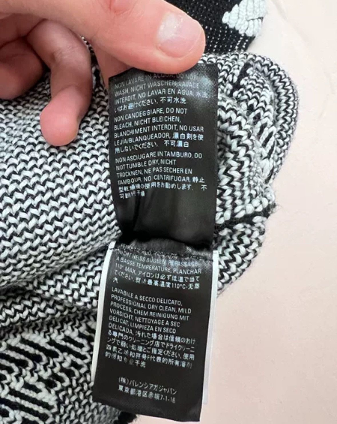 Balenciaga Balenciaga sweater2412-Nextarrow Size US XS / EU 42 / 0 - 7 Thumbnail