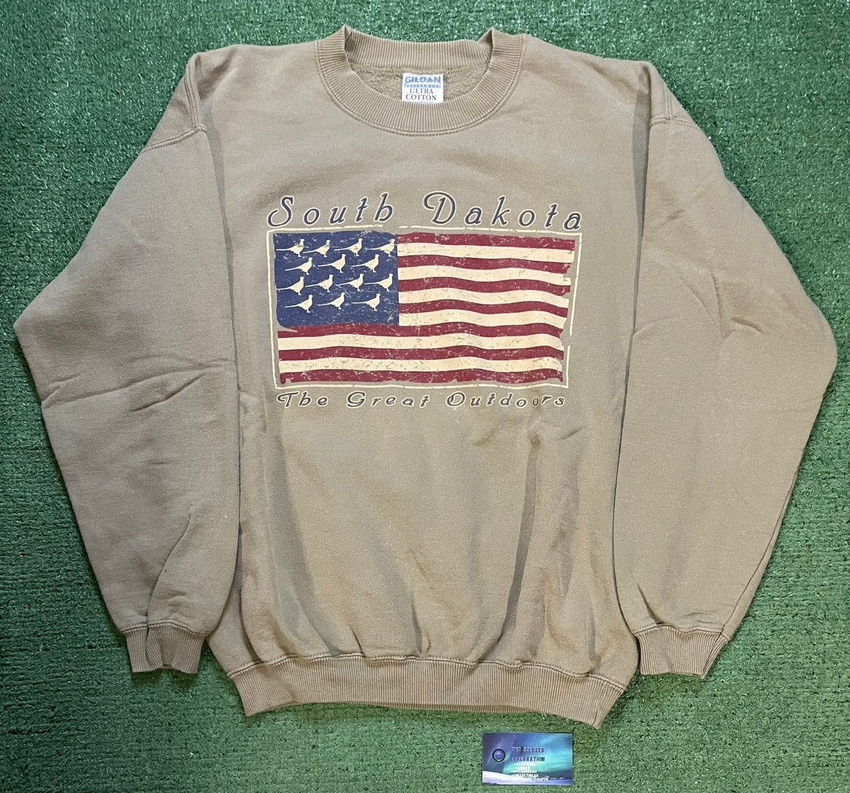Other Vintage 1990s South Dakota the great outdoors tan crewneck Size US L / EU 52-54 / 3 - 1 Thumbnail