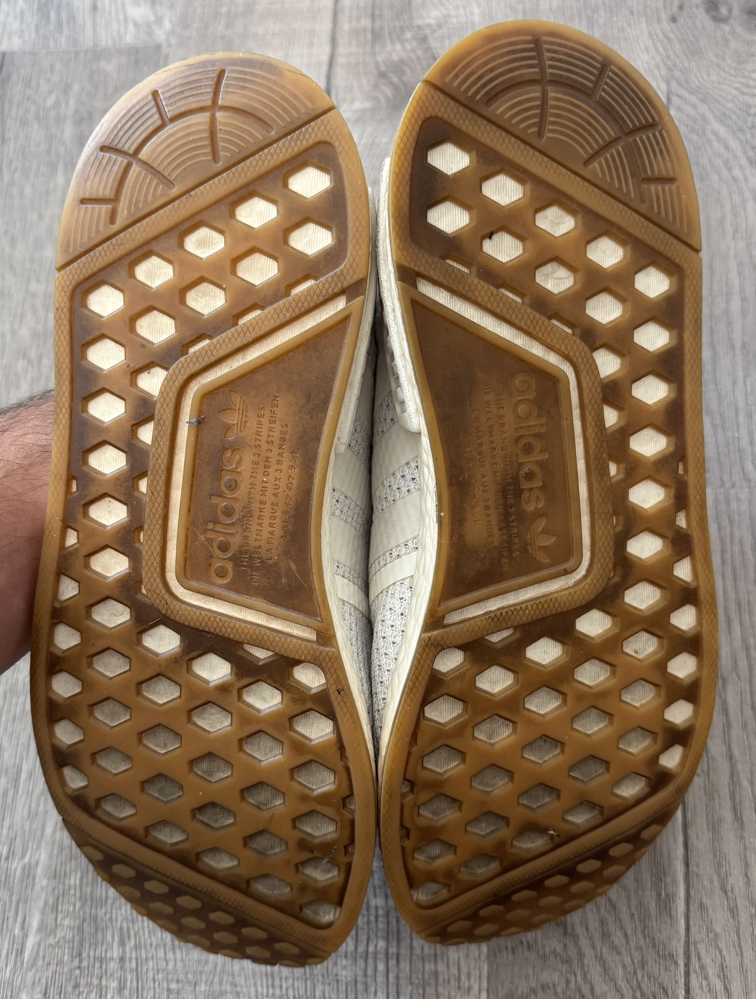 Adidas Adidas NMD White Gum 8.5 Size US 8.5 / EU 41-42 - 6 Thumbnail