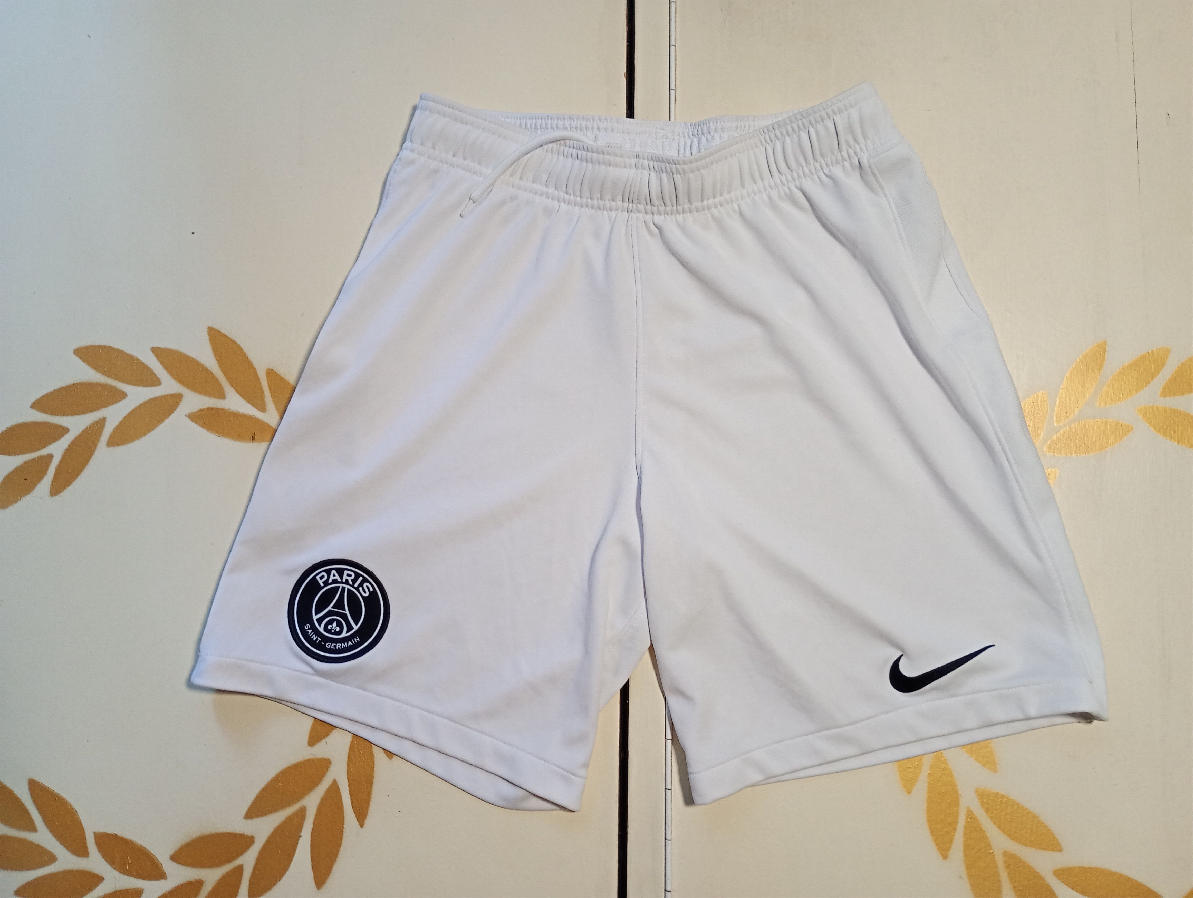 Nike Nike Paris Saint Germain Shorts 2021-2022 Size US 30 / EU 46 - 1 Thumbnail