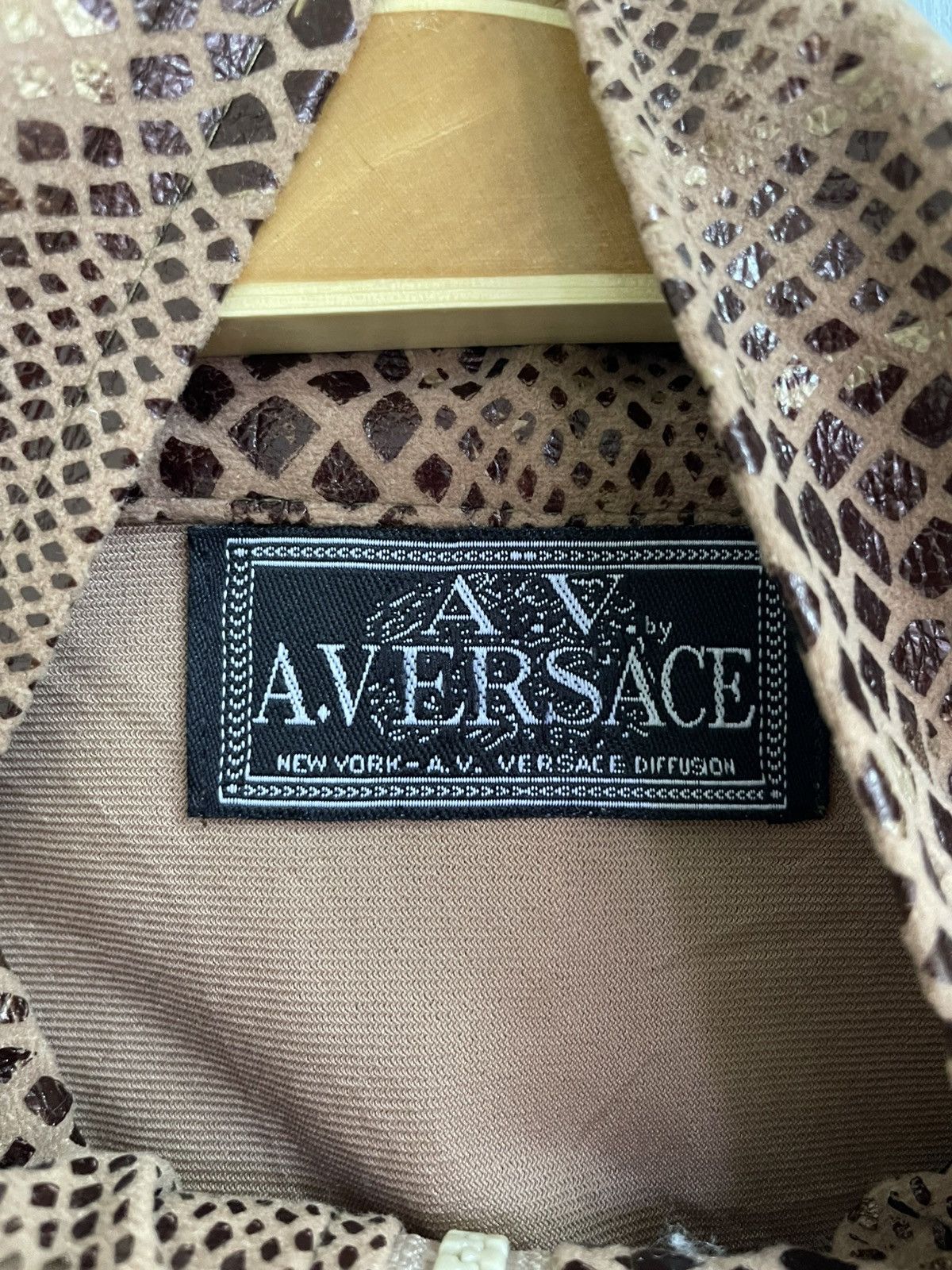 Versace Vintage A. versace snake skin style zip up jacket Size US XL / EU 56 / 4 - 8 Thumbnail