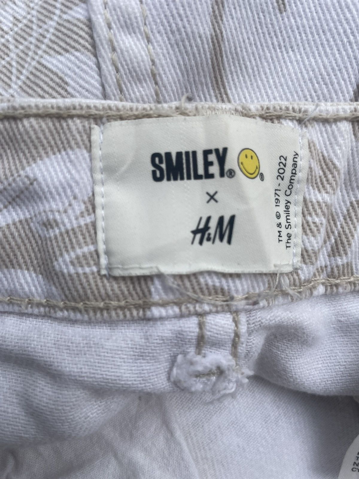 Designer × H&M Smiley x H&M AOP Denim Size 31" - 17 Thumbnail