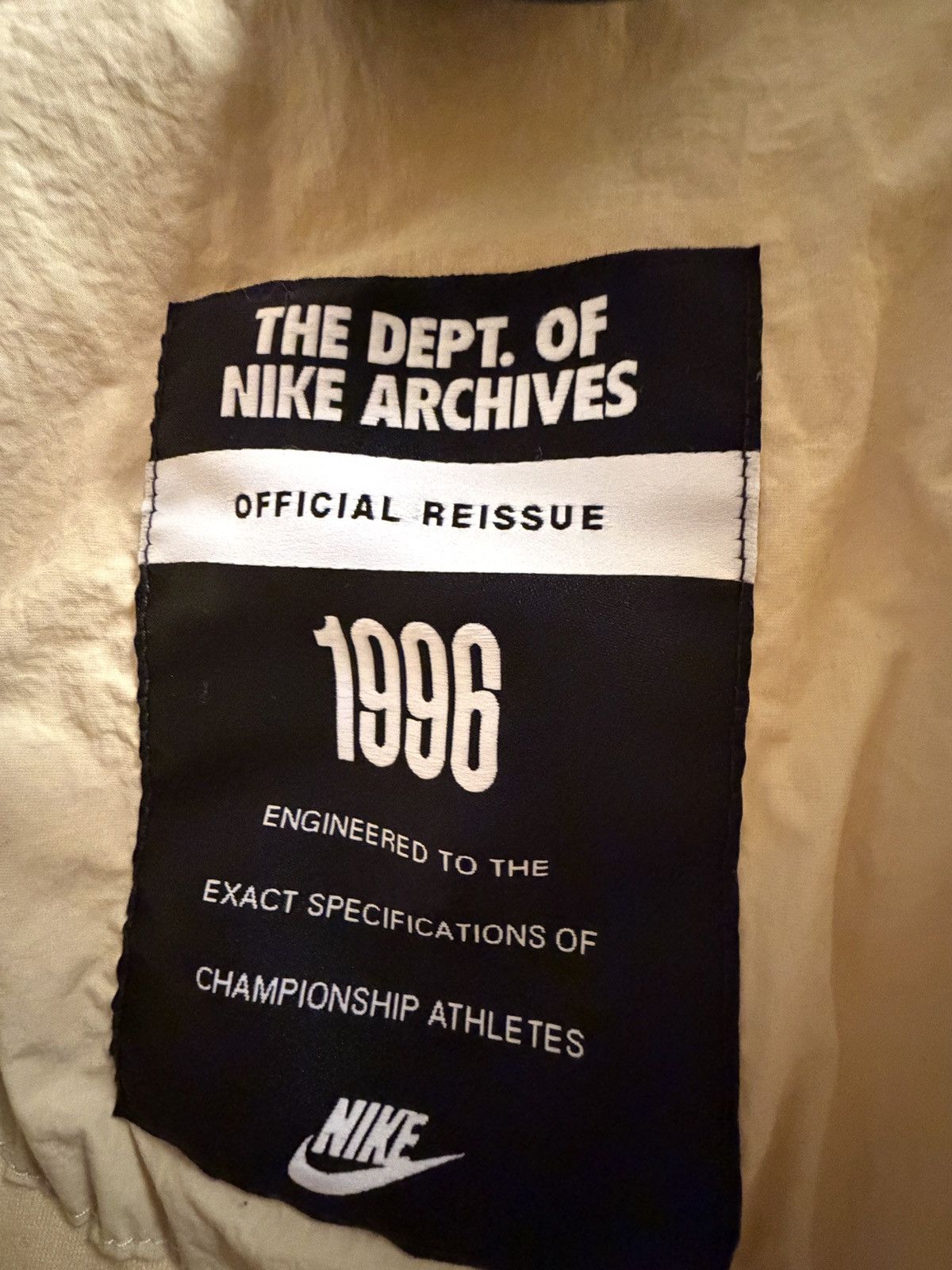 Nike Nike Sportswear 1996 Vintage Reissue Windbreaker S Size US S / EU 44-46 / 1 - 3 Thumbnail