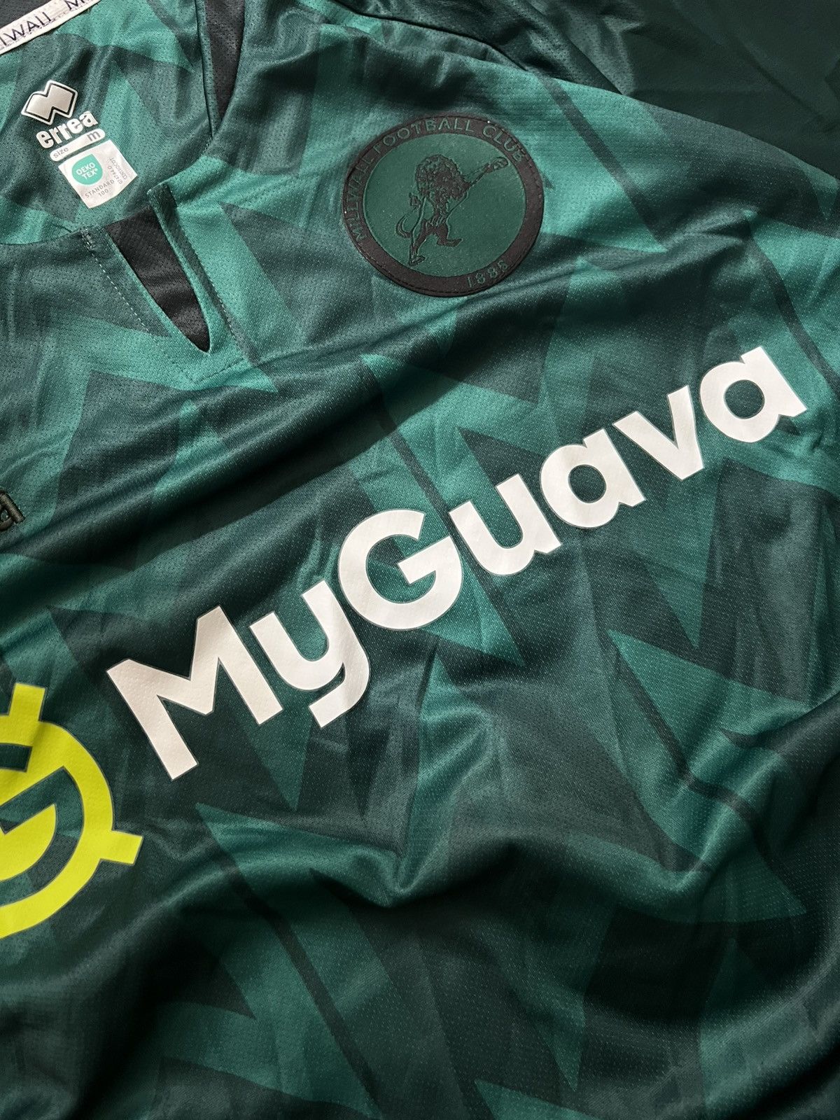 Errea Very Rare T-Shirt Errea Millwall Away MyGuava Size M Y2K Size US M / EU 48-50 / 2 - 7 Thumbnail