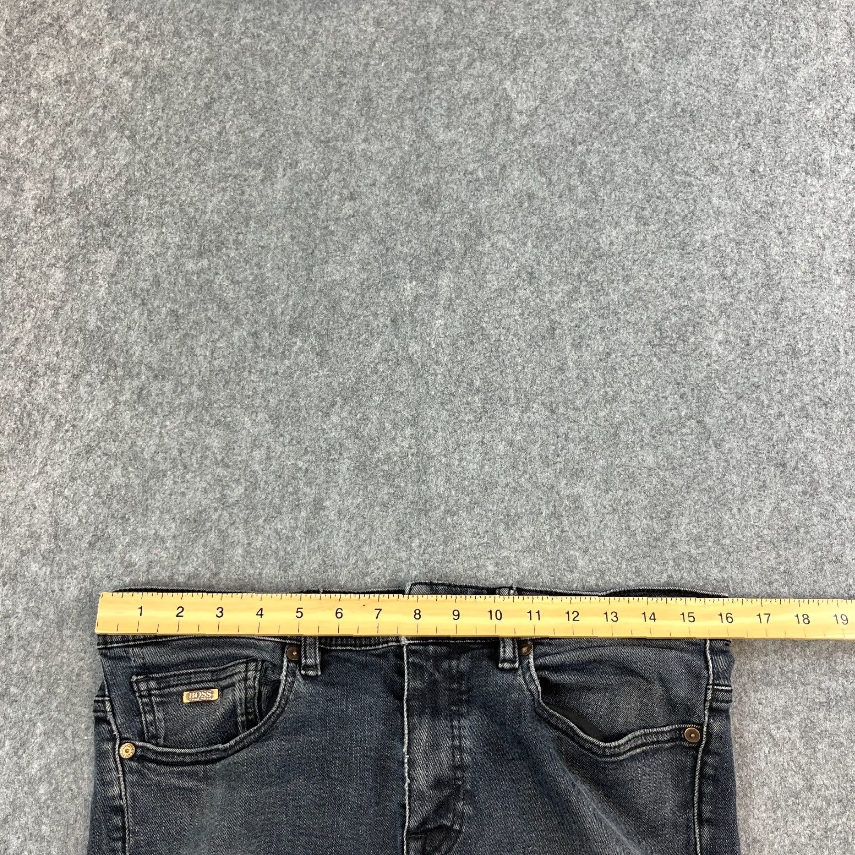 Hugo Boss HUGO BOSS Jeans Slim Delaware 32 Charcoal Wash Grey Stretch Denim 5-Pocket Mens Regular Size US 32 / EU 48 - 6 Thumbnail