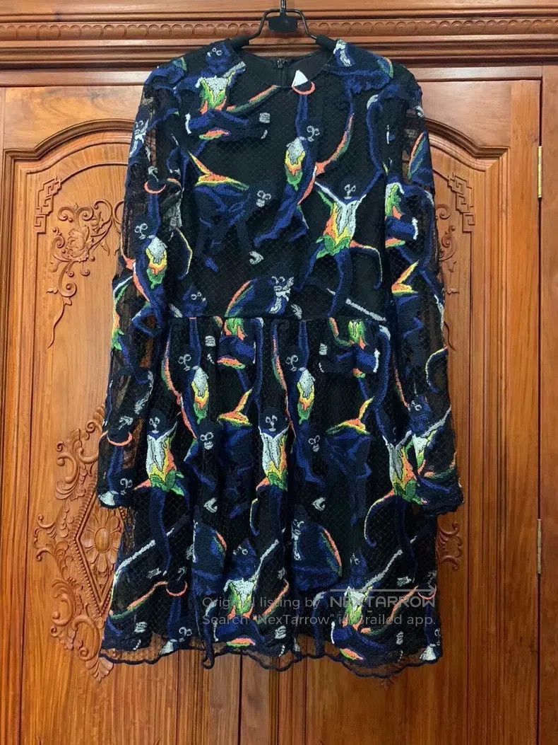 Valentino Valentino Embroidered dress Size M / US 6-8 / IT 42-44 - 1 Thumbnail