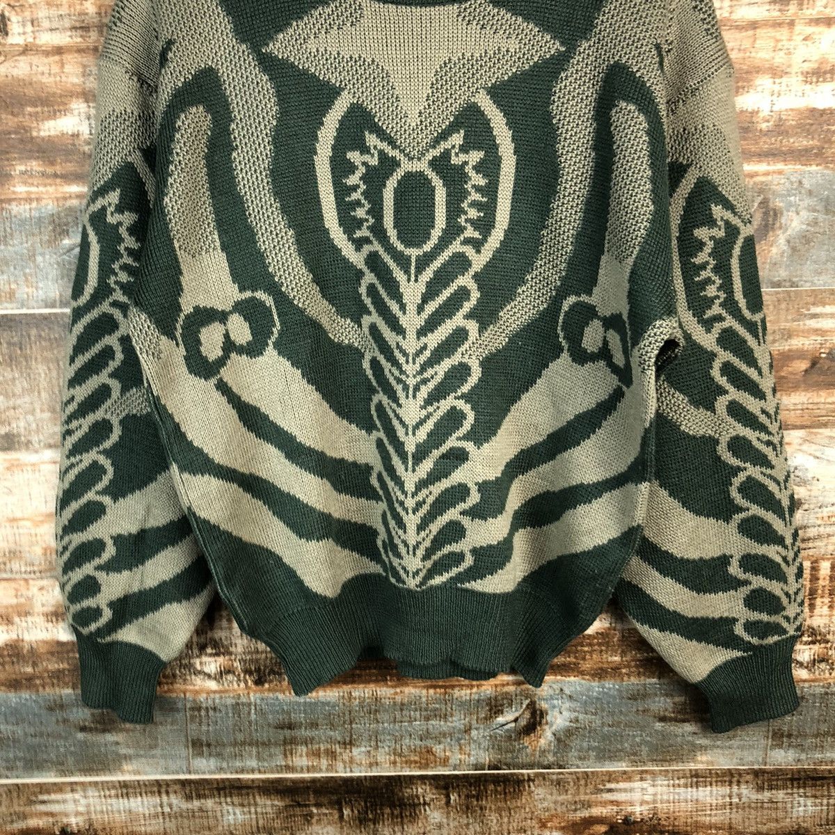 Vintage D Weekend Swinger Green art vintage Knitwear #A1250 Size US M / EU 48-50 / 2 - 6 Thumbnail