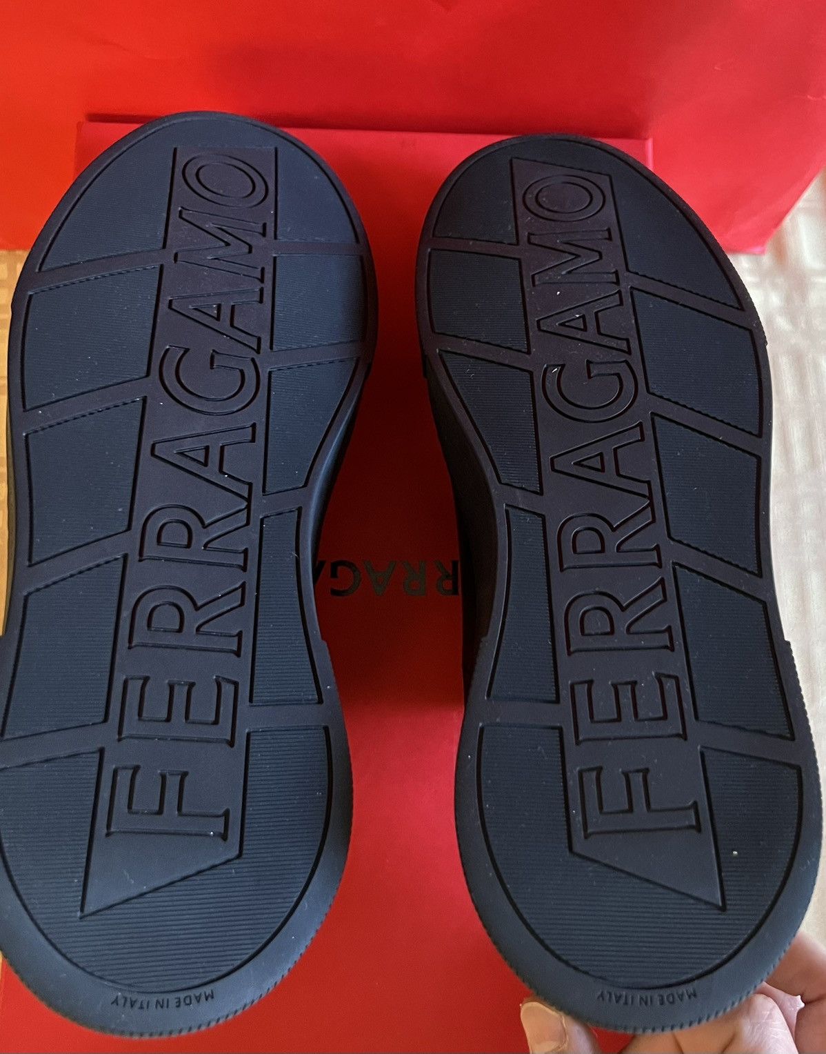 Salvatore Ferragamo Clayton Low cut sneaker Size US 7.5 / EU 40-41 - 8 Thumbnail