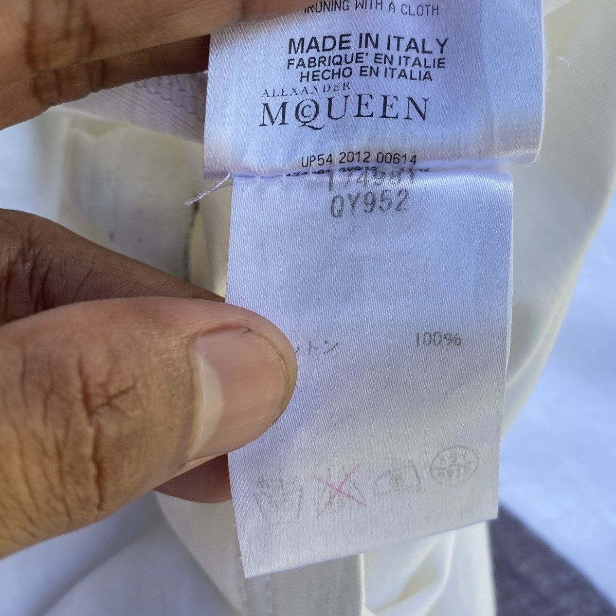 Alexander McQueen Alexander McQueen Skull Shirt British Fashion Designer Size US S / EU 44-46 / 1 - 22 Thumbnail