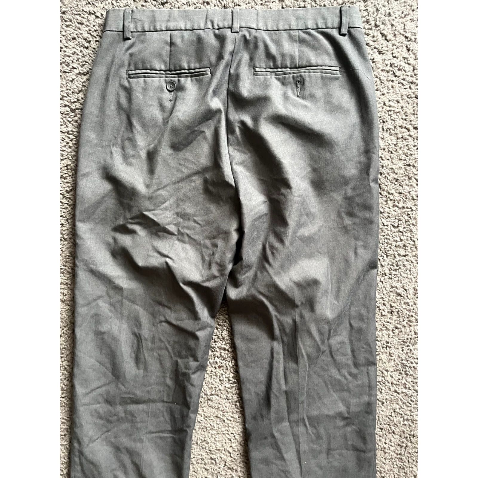 Calvin Klein Calvin Klein Mens Dress Pants Slim Flat Front 32x32 Gray Polyester/Rayon Regular 32 Inseam 32 Waist Business Mens Trousers N/A Size US 32 / EU 48 - 4 Thumbnail