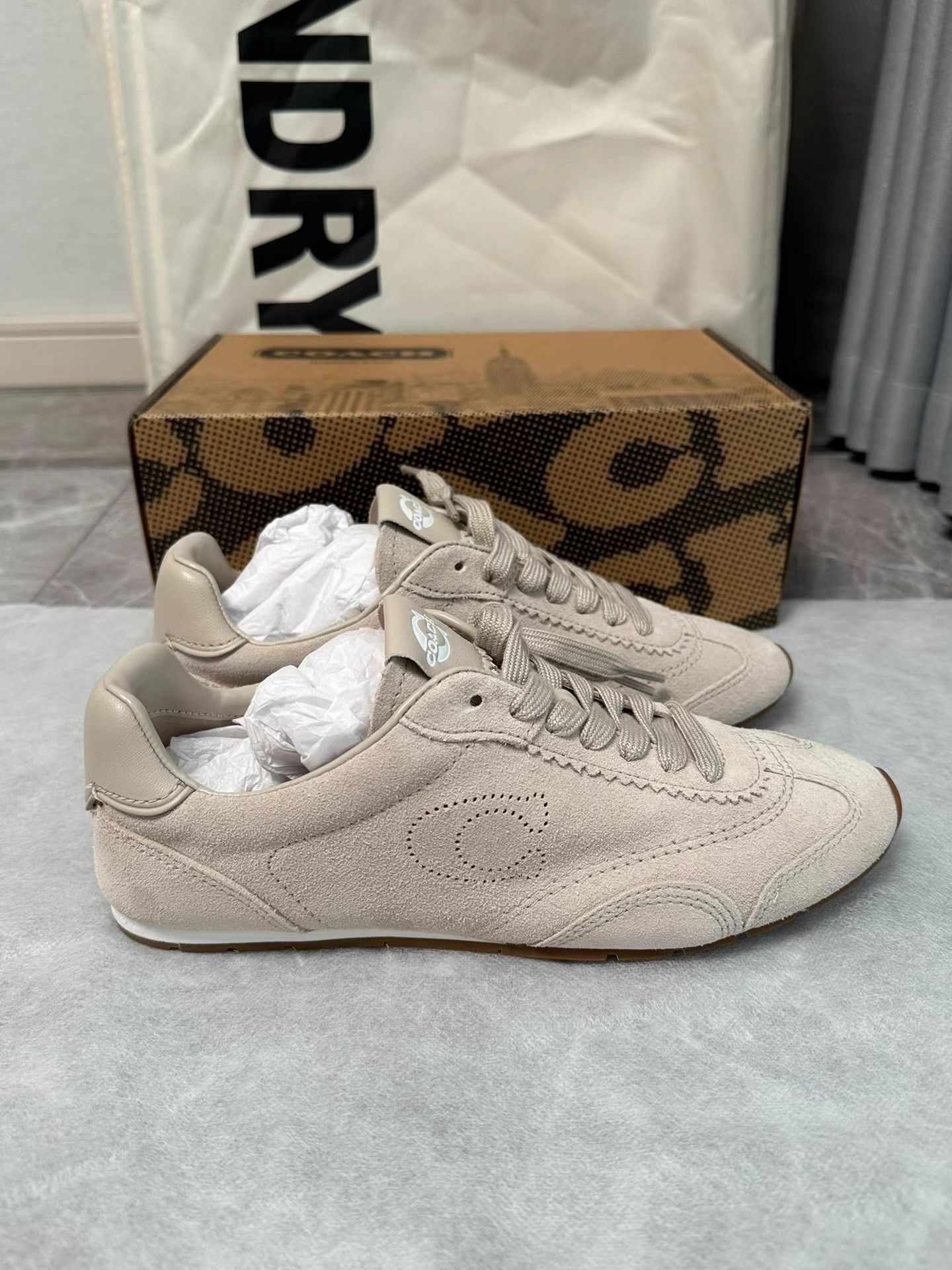 Coach COACH Vintage Trainer Sneakers K6 Size US 7 / IT 37 - 3 Thumbnail