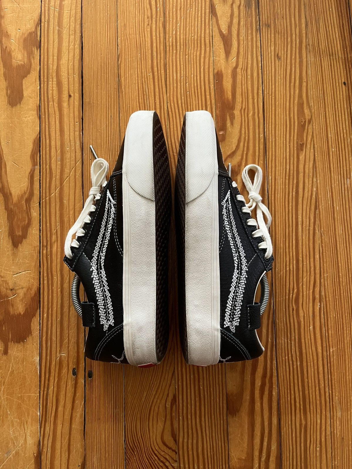 Vans Vans Shane Gonzales Vault Old Skool Leather Black Hard Alice Size US 9.5 / EU 42-43 - 3 Thumbnail