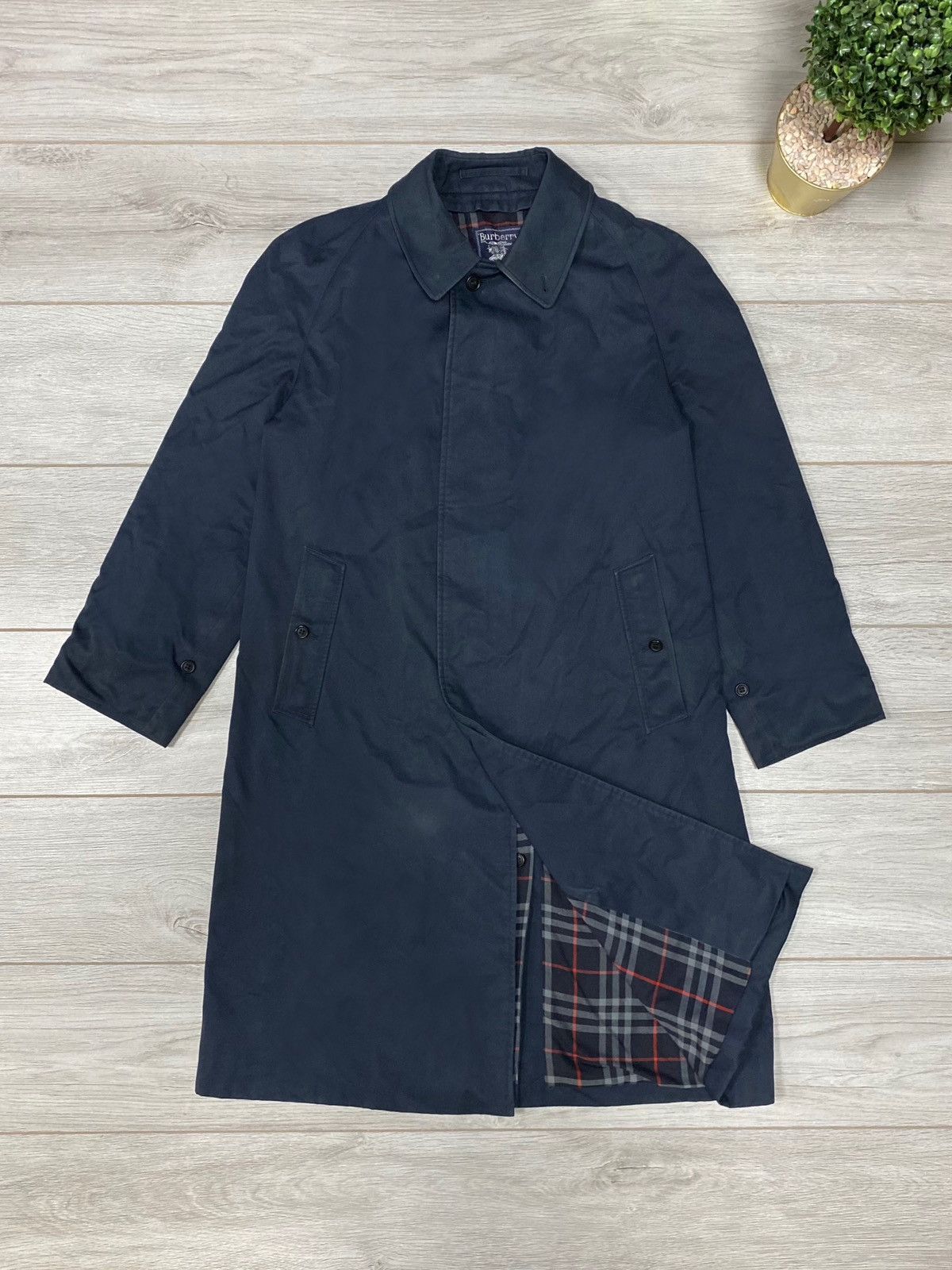 Burberry Burberry vintage trench jacket dark nova check blue Size US M / EU 48-50 / 2 - 2 Thumbnail