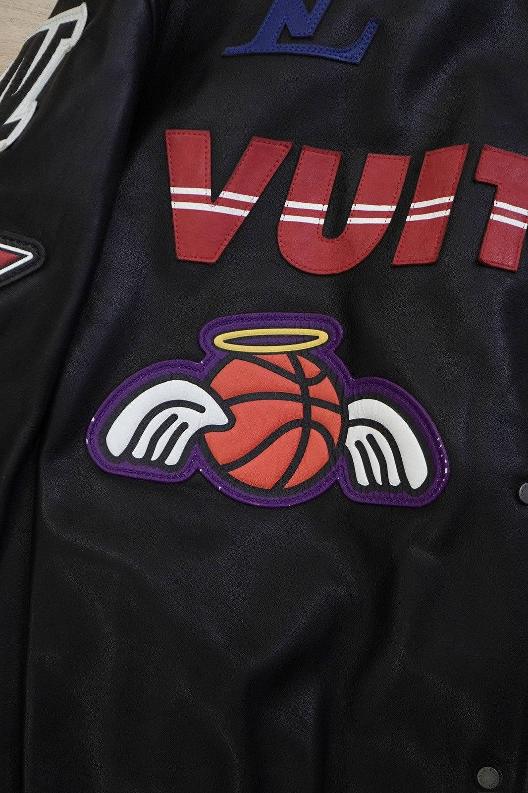 Louis Vuitton Louis Vuitton x NBA Logos Leather Hero Jacket 🏀🏆 Size US L / EU 52-54 / 3 - 10 Thumbnail