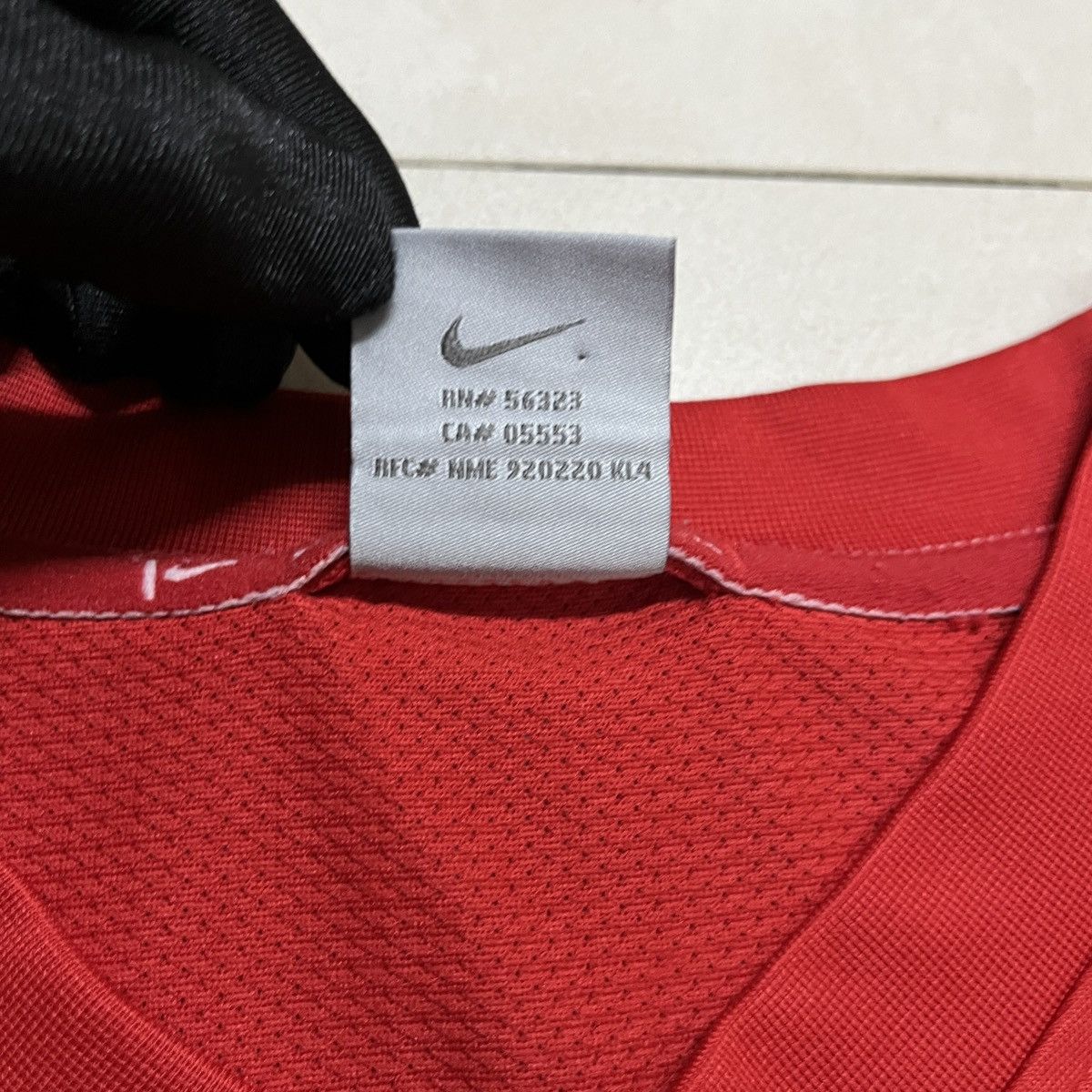 Nike × Vintage Vintage Nike Centre Swoosh Jersey Shirt Size US L / EU 52-54 / 3 - 5 Thumbnail