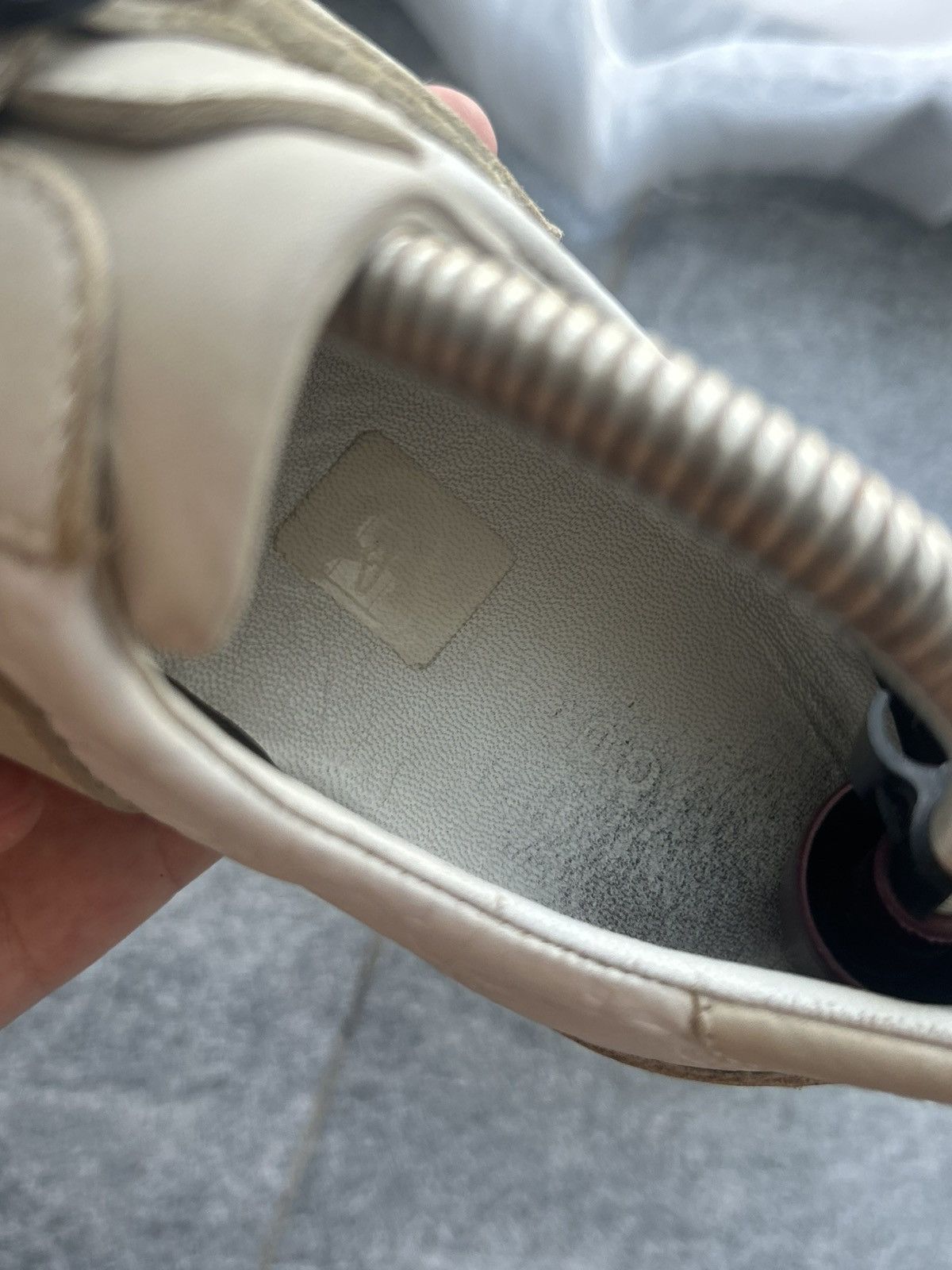 Gucci shoes gucci leather trainers web GG velcro straps sneakers Size US 5.5 / EU 38 - 18 Thumbnail