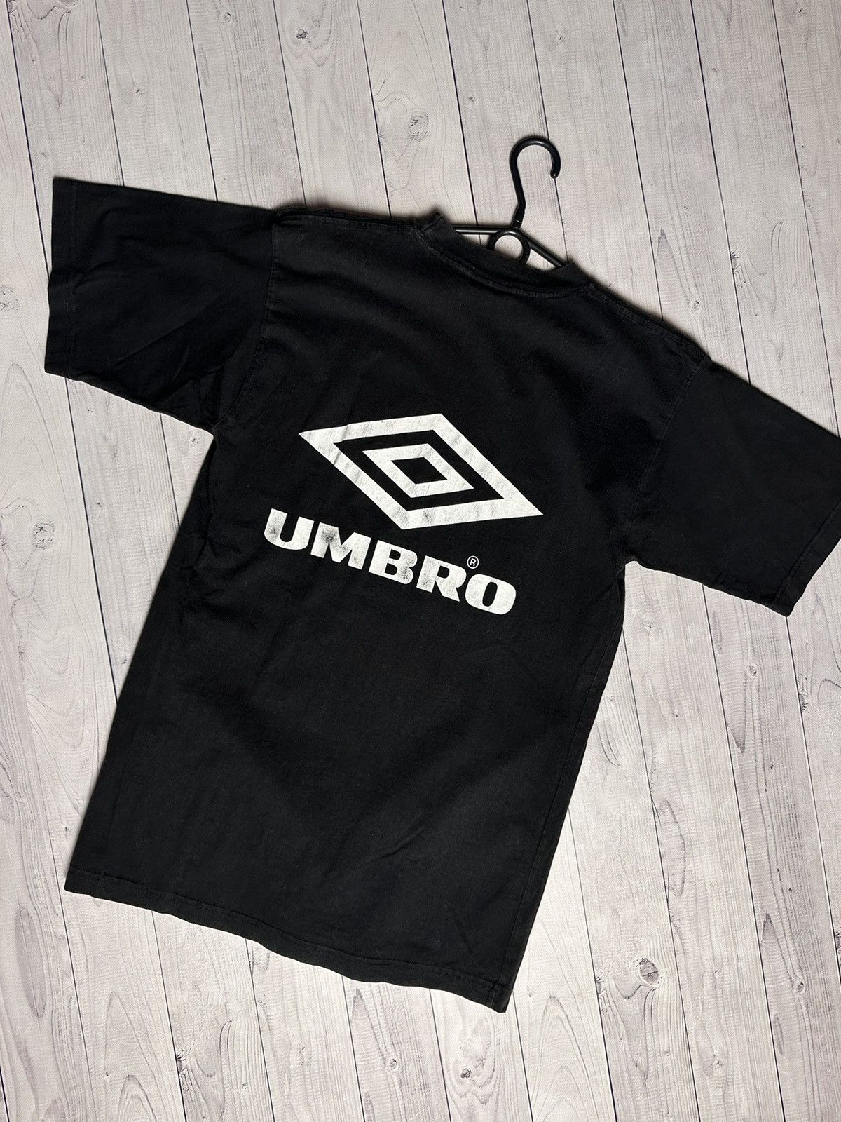 Umbro × Vintage Vintage Umbro England soccer tee Euro 1996 size M Size US M / EU 48-50 / 2 - 2 Thumbnail