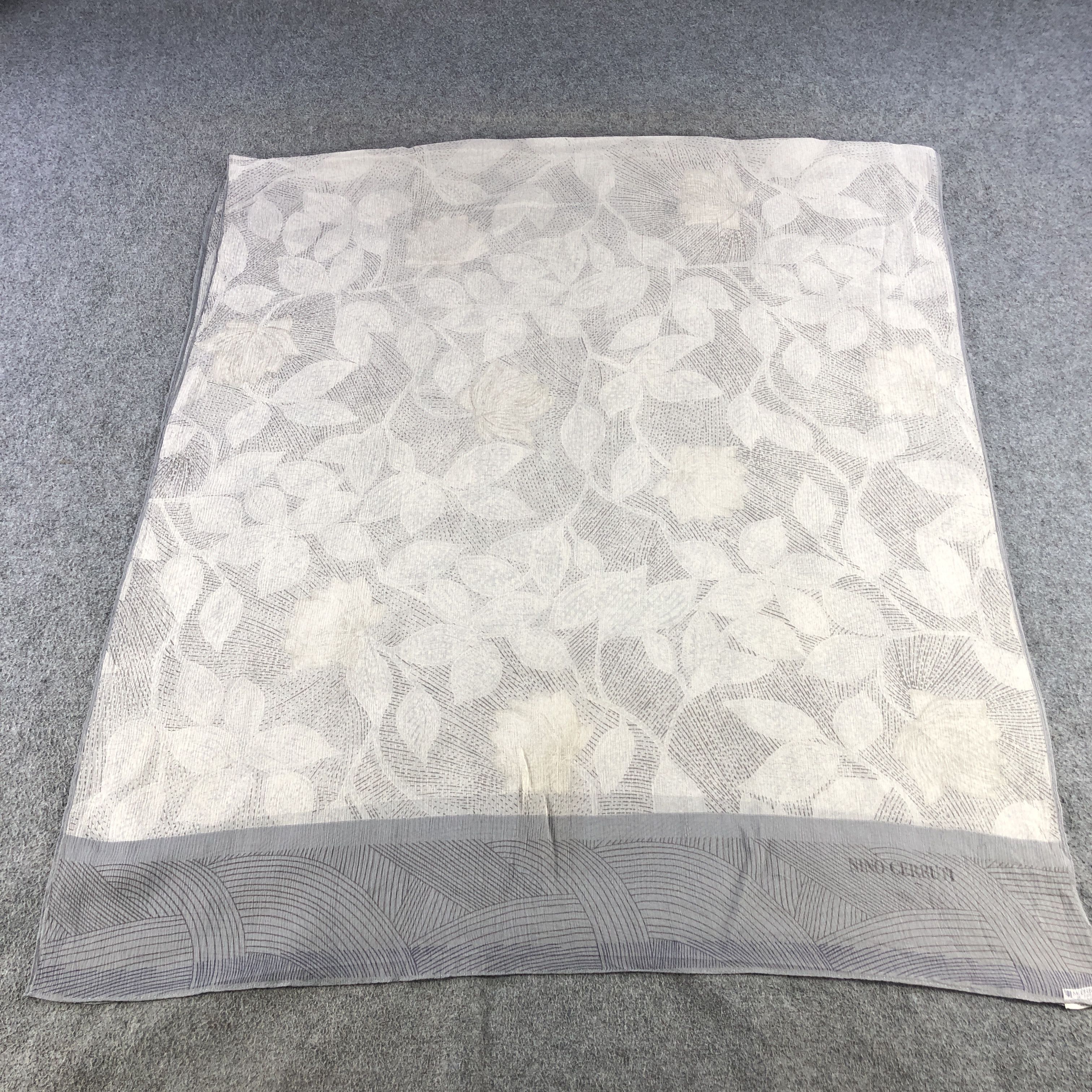 Vintage Nino Cerruti Floral Silk Stole Silk Scarf M1381 Size ONE SIZE - 2 Thumbnail