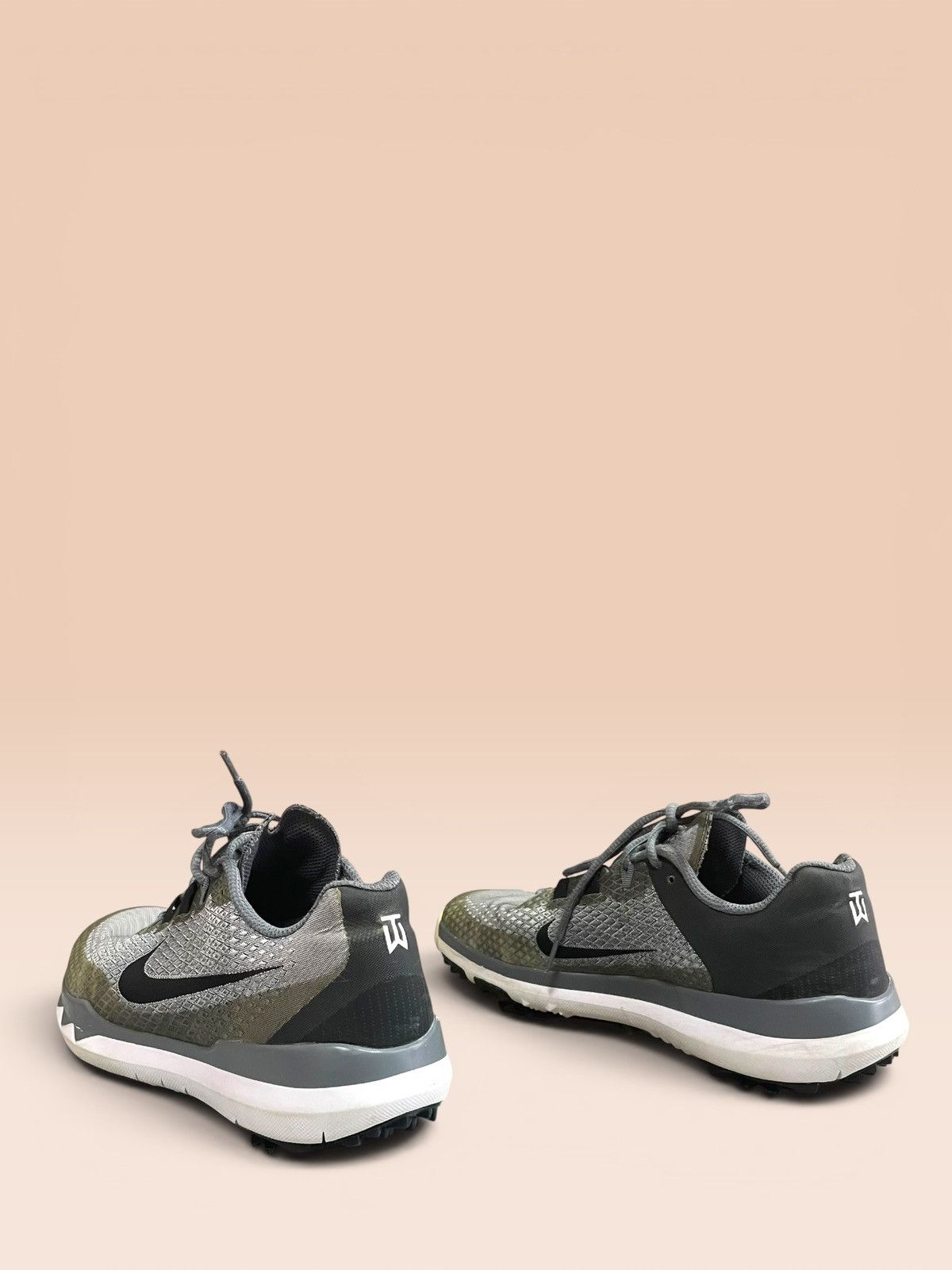 Nike × Tiger Woods Nike X Tiger Woods TW15 "Metallic Silver" Size US 8 / EU 41 - 3 Thumbnail