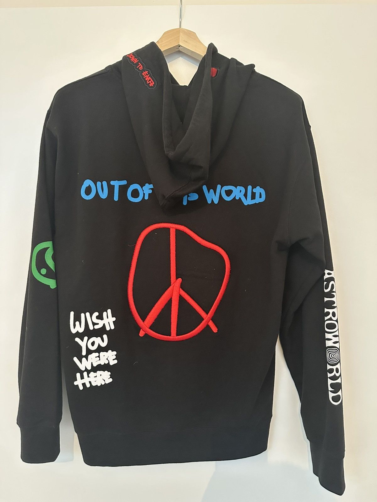 Travis Scott Official Astroworld Merch - Thrills and Chills Hoodie Size US M / EU 48-50 / 2 - 2 Thumbnail