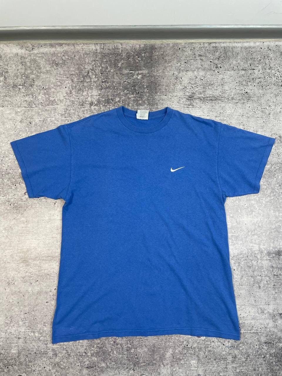 Nike Vintage 90s Nike Baggy Swoosh Made In USA Tee T-Shirt Y2K Size US L / EU 52-54 / 3 - 1 Thumbnail