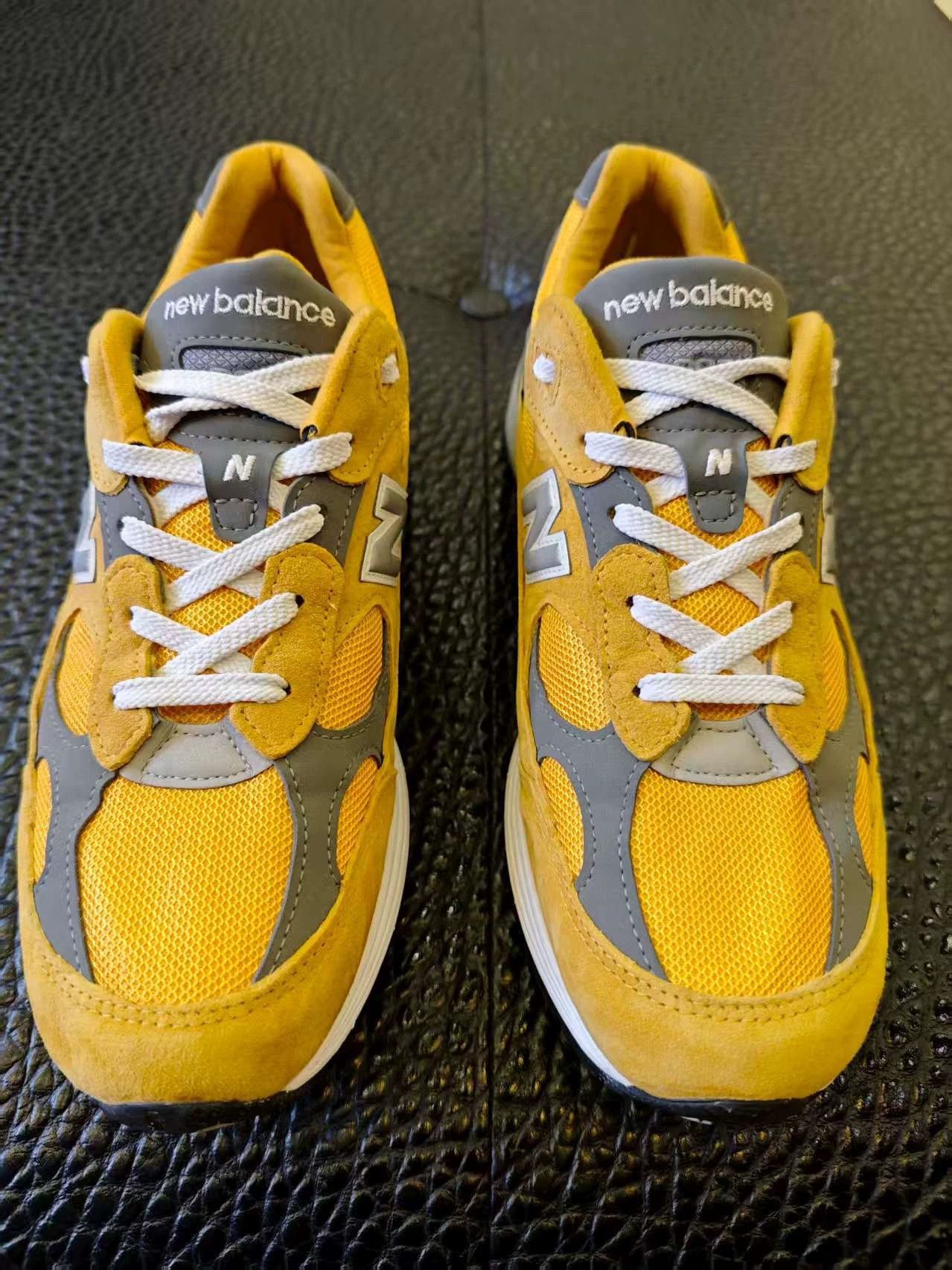 New Balance New Balance 992 US Made Lakers Yellow Vntg Sneaker Size US 10 / EU 43 - 1 Thumbnail