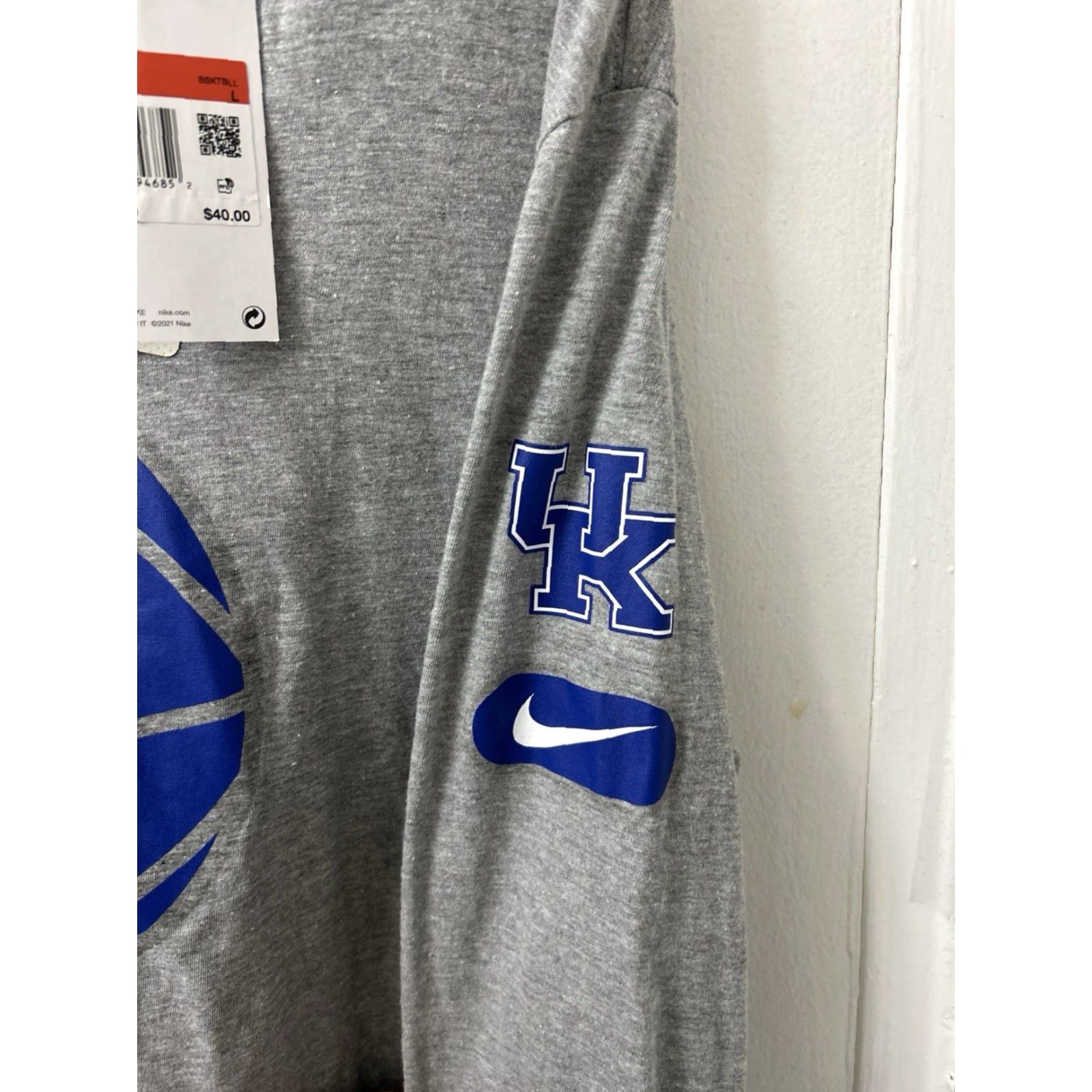 Nike Nike Kentucky Wildcats Shirt Mens L Gray L/S Crew Neck UK Swoosh Logo NWT College Football Basketball Size US L / EU 52-54 / 3 - 4 Thumbnail