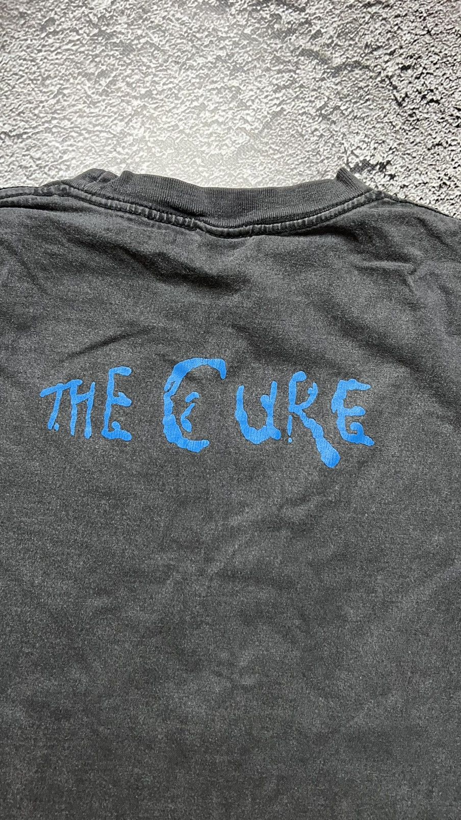 Band Tees Vintage 90’s The cure t shirt Size US M / EU 48-50 / 2 - 5 Thumbnail