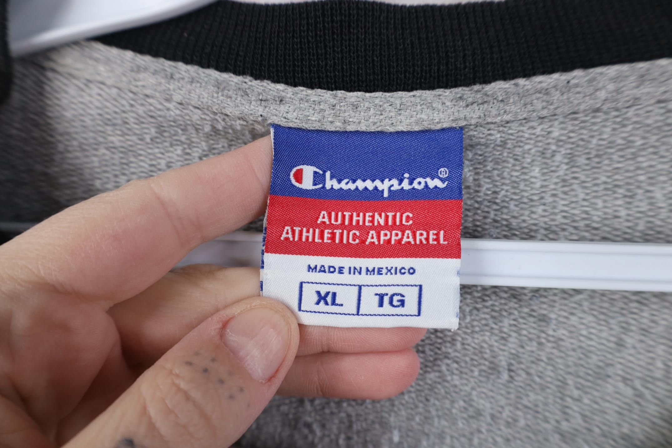 Champion Vintage 90s Champion Spell Crewneck Sweatshirt Heather Gray Size US XL / EU 56 / 4 - 8 Thumbnail
