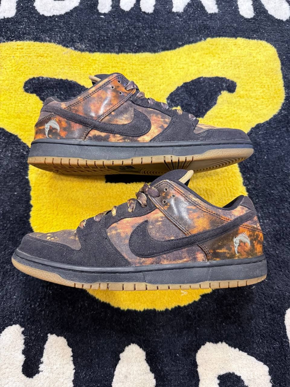 Nike Nike SB Dunk Low Pushead 2 (2012) 536356-002 Size US 9 / EU 42 - 2 Thumbnail