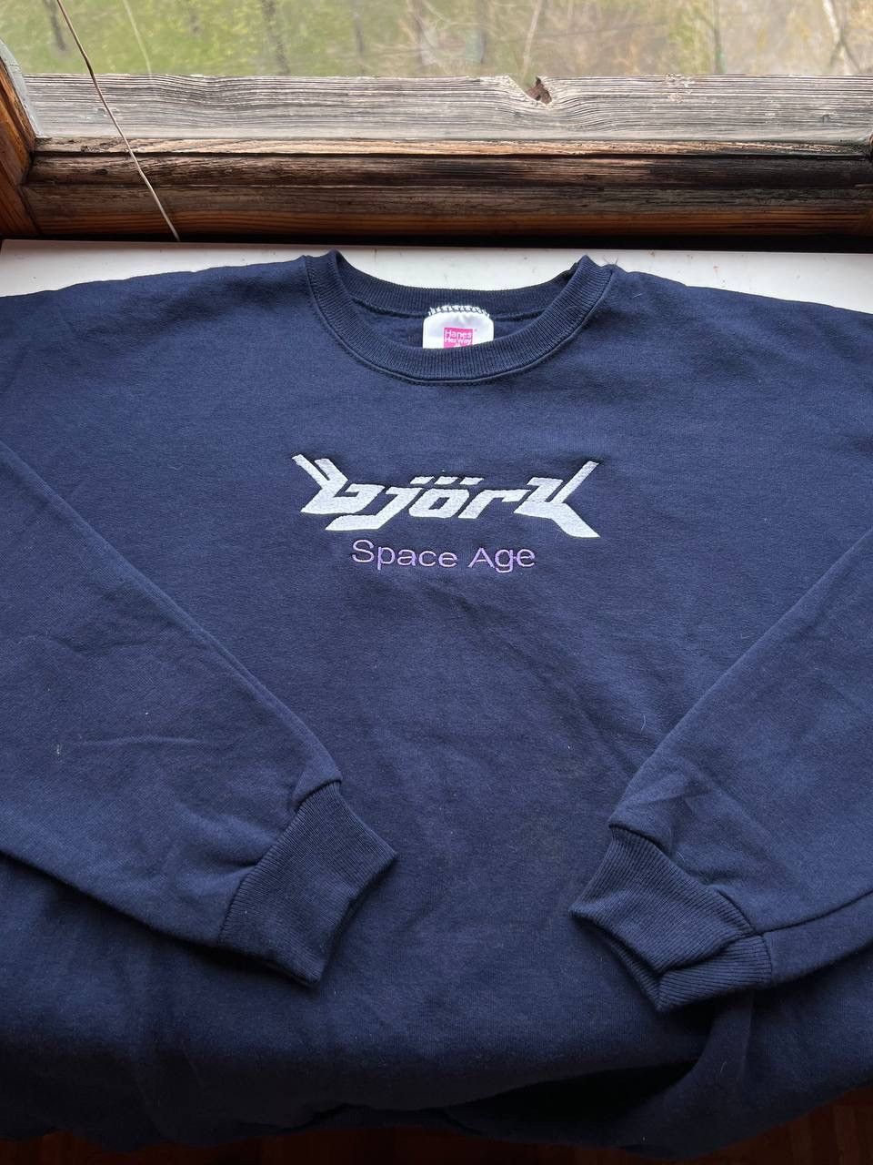 Band Tees VTG 90S Bjork Space Age Tour Vintage Sweatshirt Woman’s L Size L / US 10 / IT 46 - 1 Thumbnail