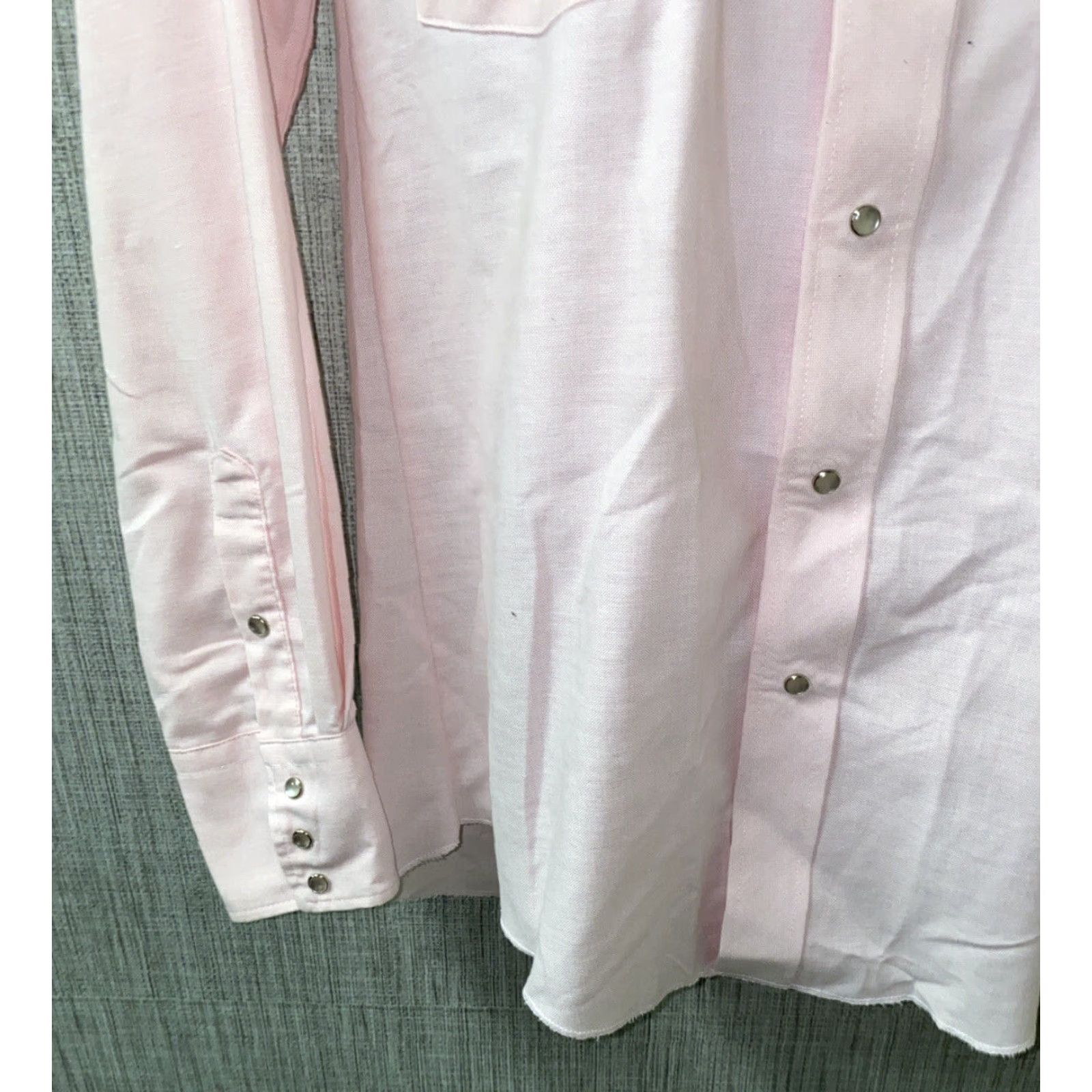 Vintage VINTAGE The Hustler Collection Mens Pink Snap Button Long Sleeve Dress Shirt 15 1/2 Men Dress Shirt Pink Snap Button Long Sleeve 15 1/2 Mens Size 40R - 5 Thumbnail